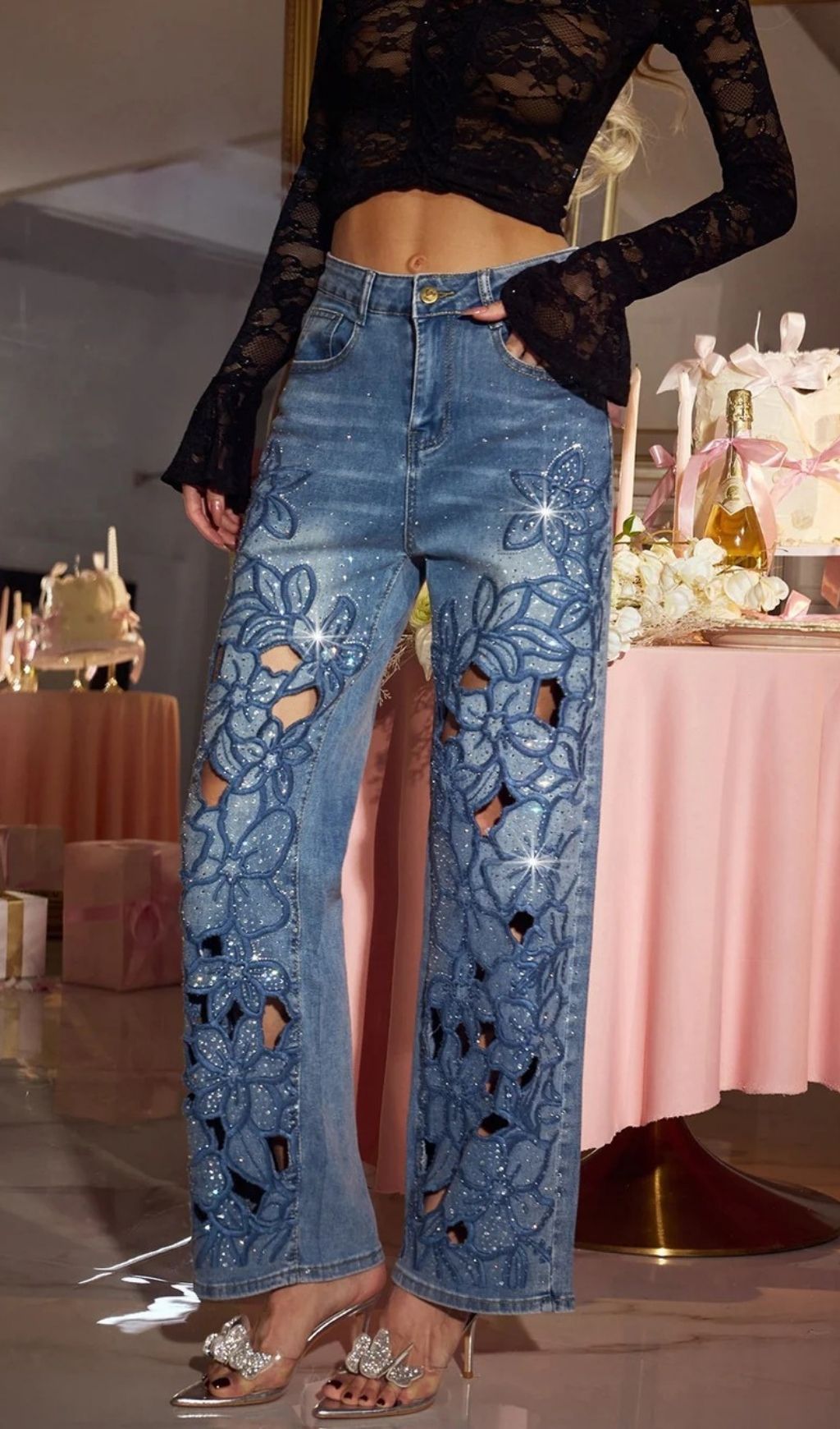 4fbf7a933946ccb0ffad416db082a8c2.jpg Fashionslee Women Gorvila Rhinestone Floral Cutout Jeans