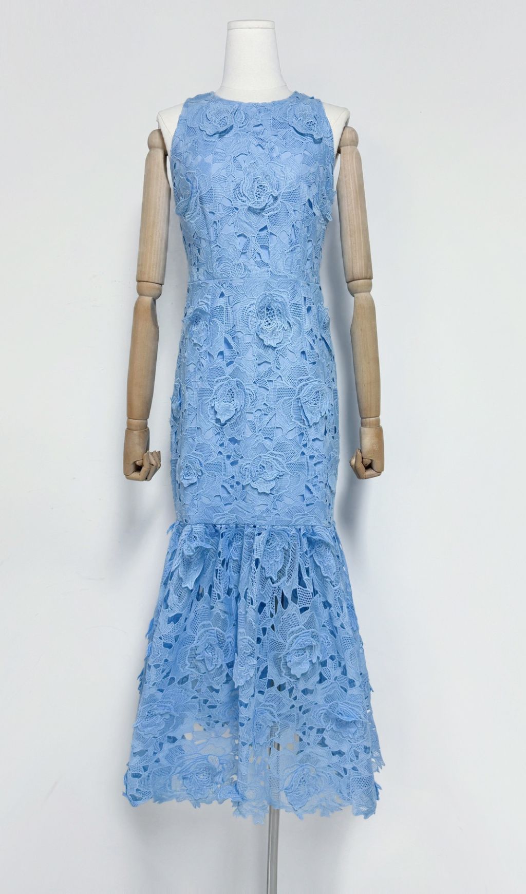 TRENDING EMBROIDERED SLEEVELESS MAXI DRESS - OWNCI TRENDING EMBROIDERED SLEEVELESS MAXI DRESS - OWNCI