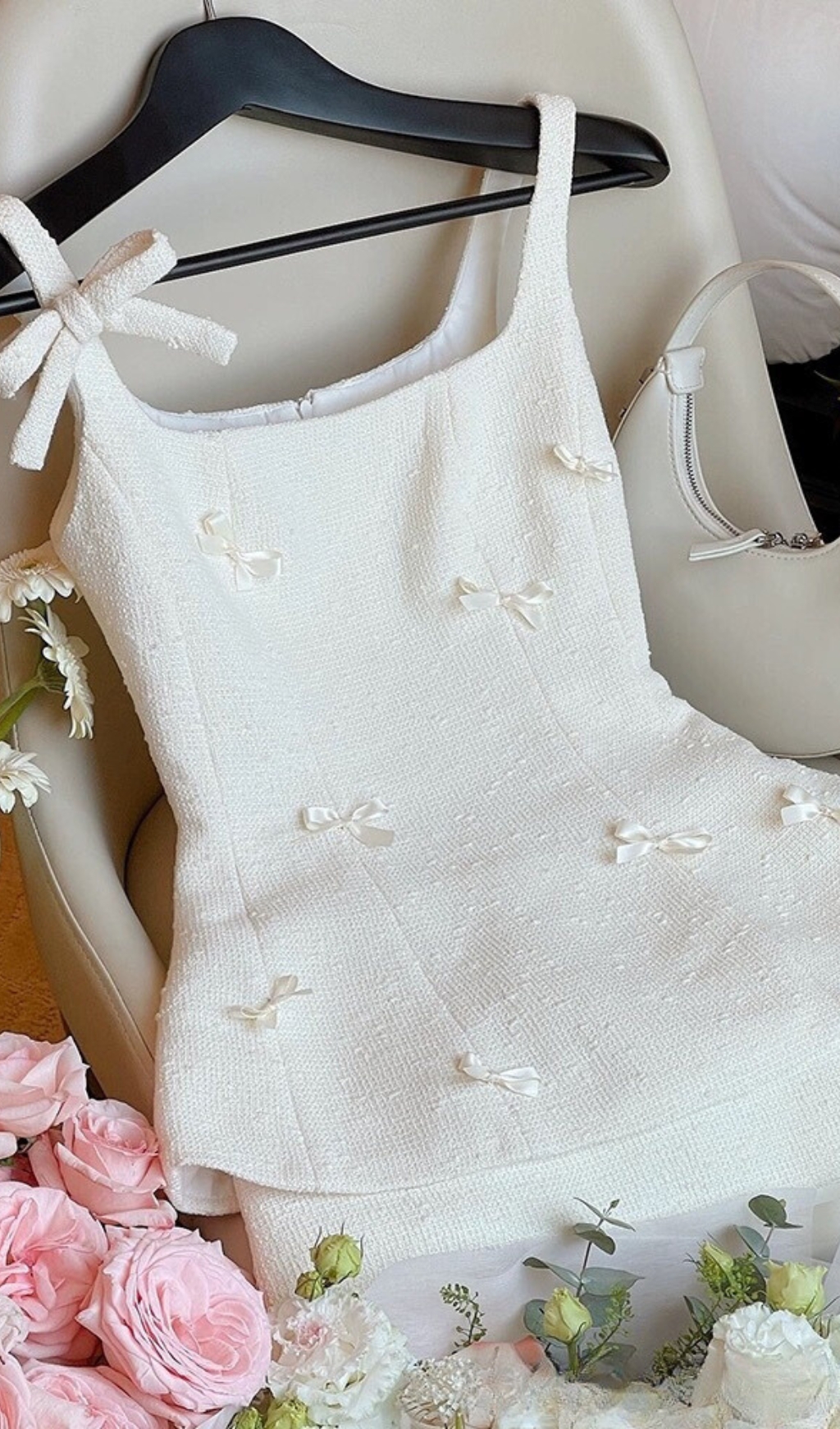 4fd9c1592dc0e5bb4d7112f666ab731b.jpg Fashionslee Women Cian White Bow Two-Piece Set