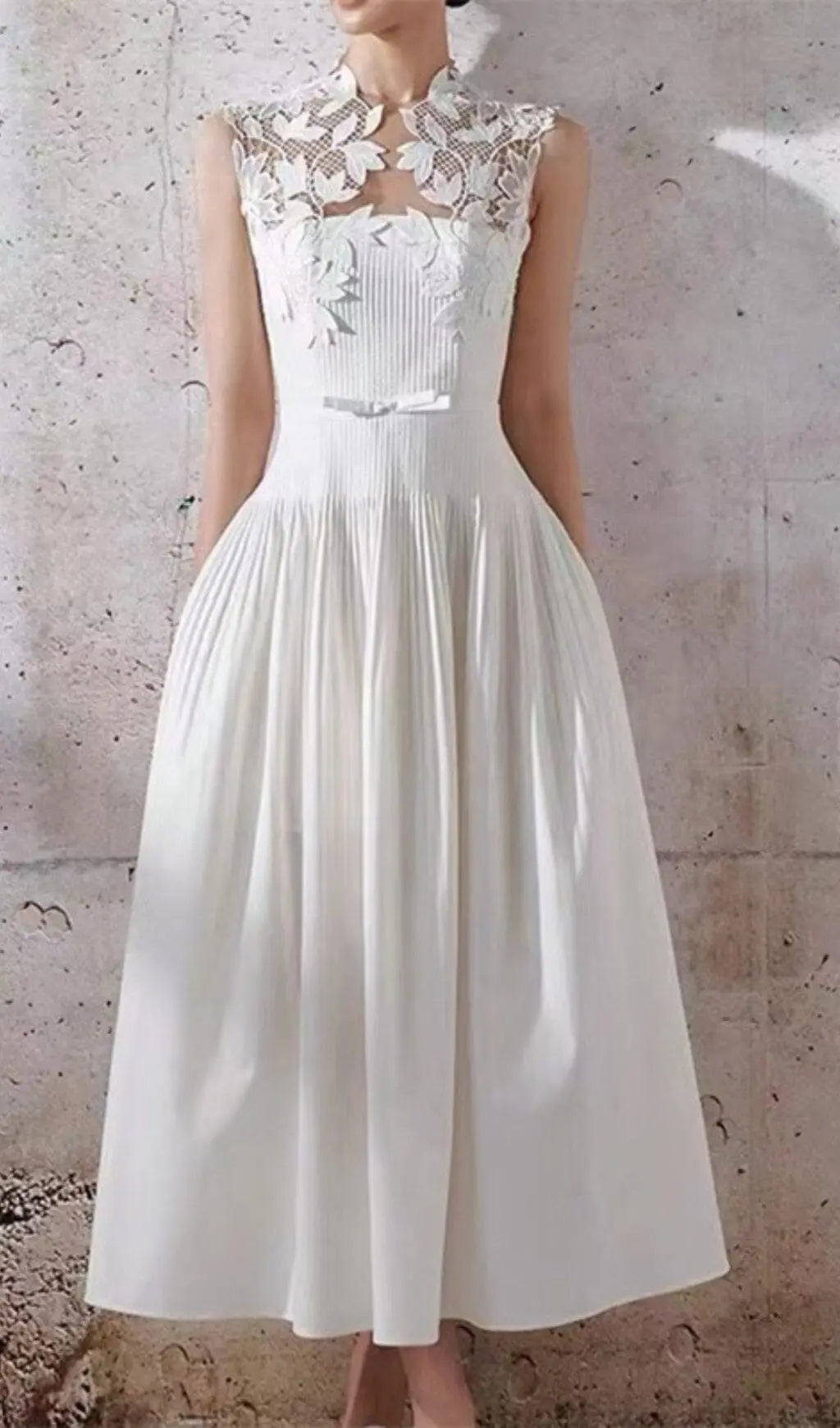 Fashionslee Women Floral Embroidery Maxi Dress In White