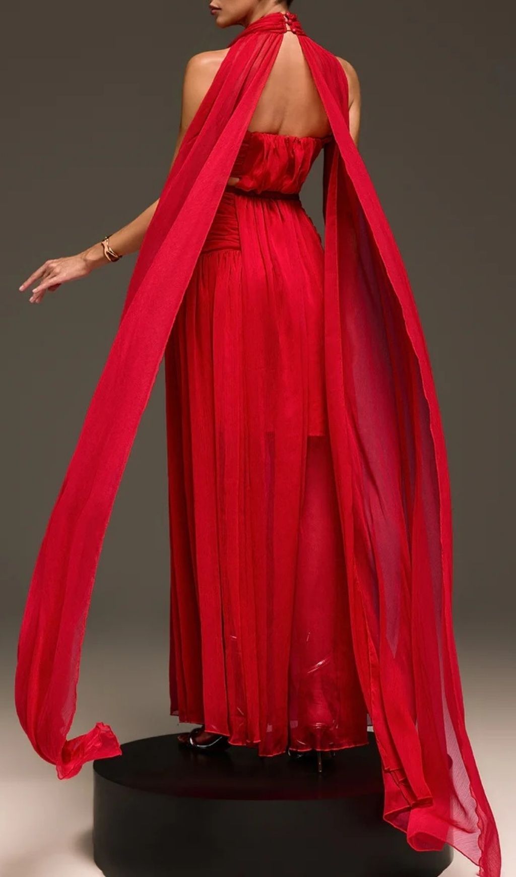 51c19889e5165027938095fba387c449.jpg Fashionslee Women Galthera Plunge Neck Cape Ruched Maxi Dress