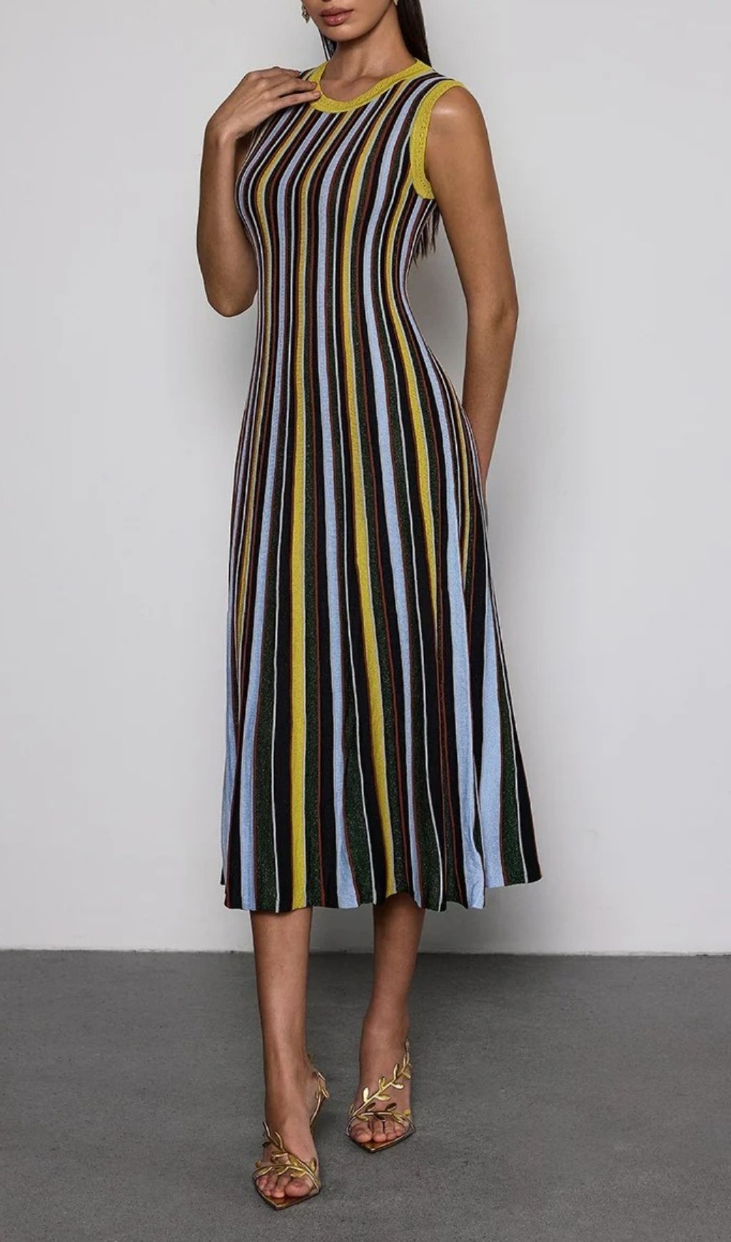 531946f9ea8dcf8e2117e62c1c5ebb04.jpg Fashionslee Women Malyxa Sleeveless Stripe Knit Midi Dress