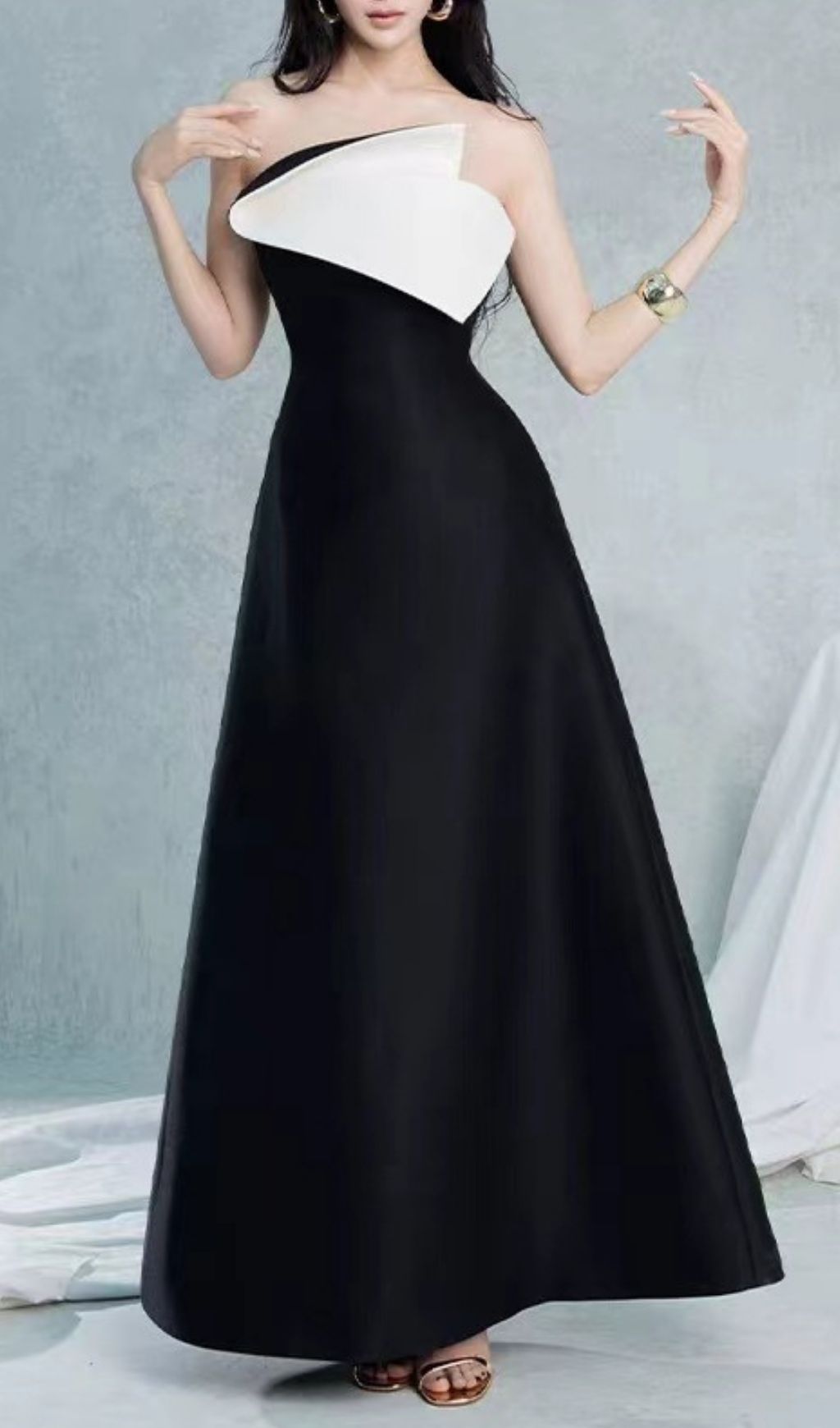 Fashionslee Women Kiri Strapless Black Maxi Dress