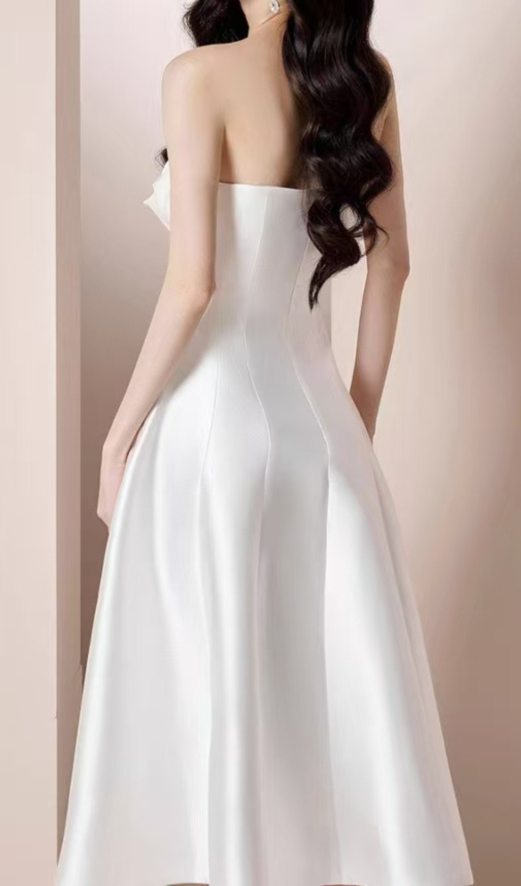 5378da0254ad88770739a90b46ce34e0.jpg Fashionslee Women Chameli Strapless Flower Midi Dress