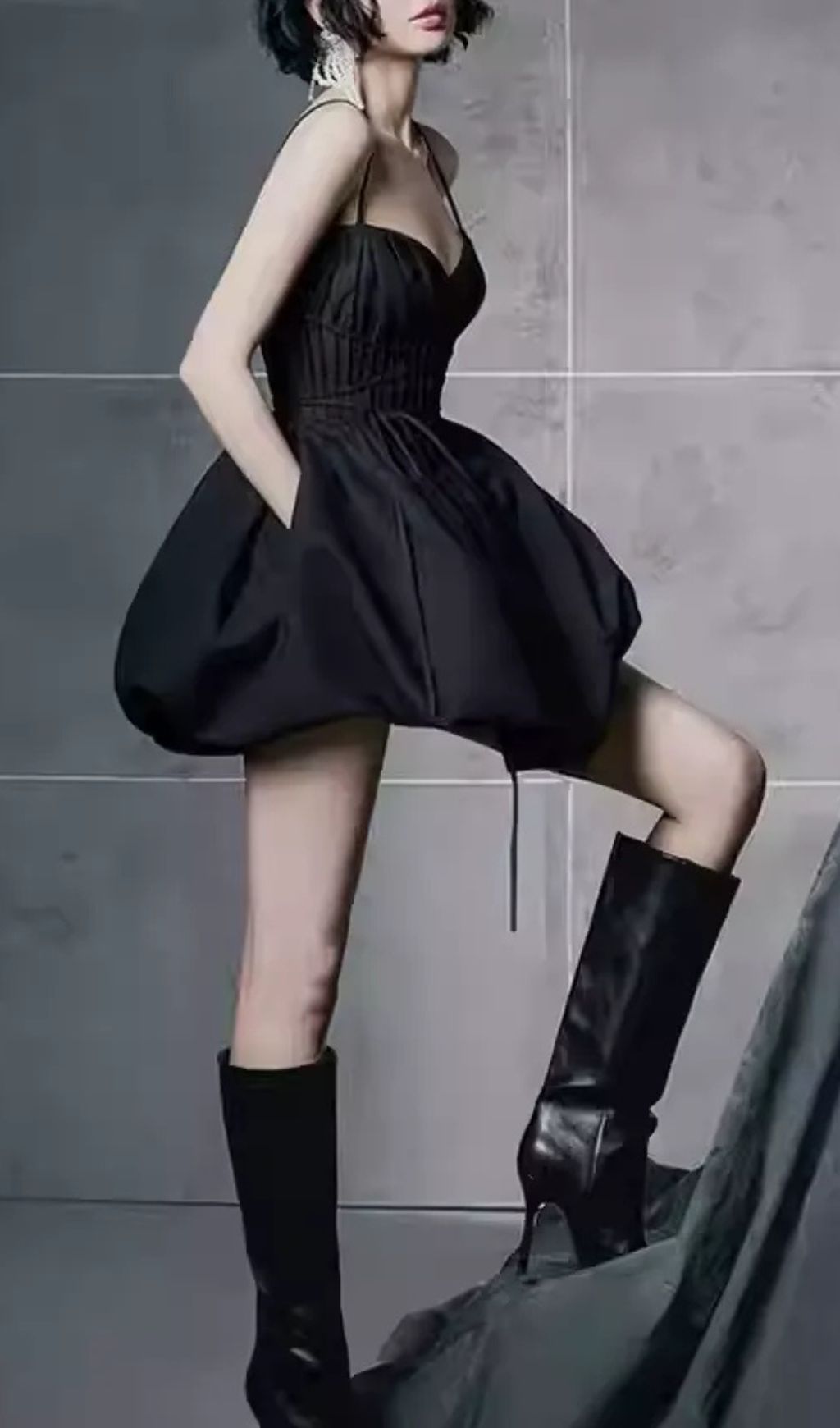 54159b065ea586c3aa1728bf6eb43481.jpg Fashionslee Women Janice Black Strappy Pleated Mini Dress