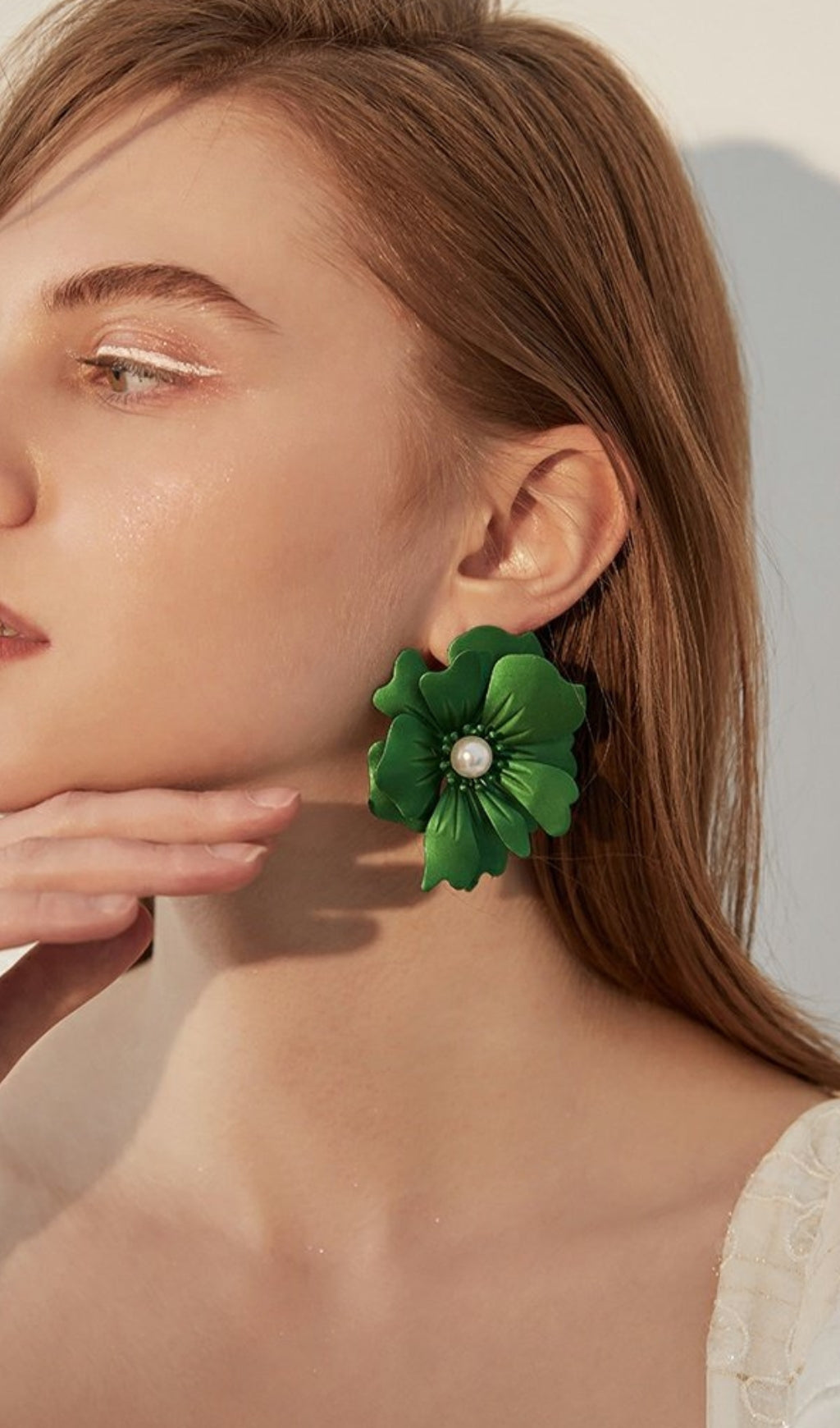 Fashionslee Women Atalanta Green Petal Alloy Earrings