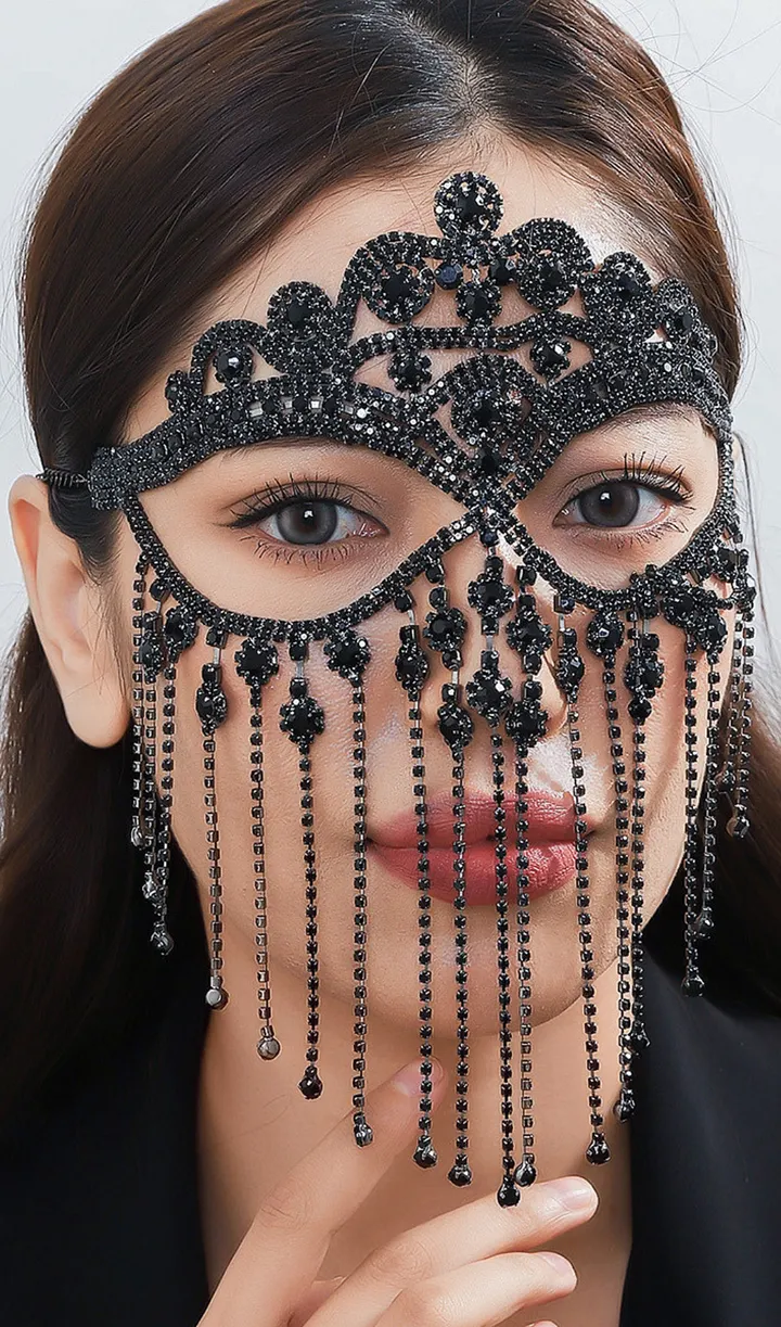 DELFINA VIRAL RHINESTONE TASSEL MASK - OWNCI DELFINA VIRAL RHINESTONE TASSEL MASK - OWNCI