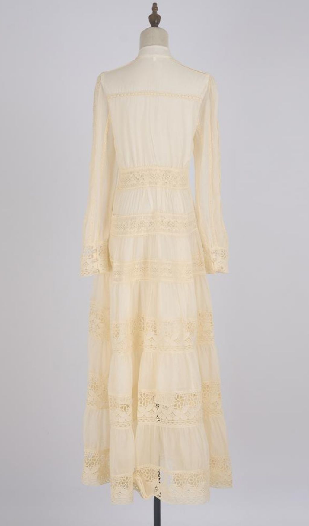 APRICOT MUST-HAVE LONG SLEEVE MAXI DRESS - OWNCI APRICOT MUST-HAVE LONG SLEEVE MAXI DRESS - OWNCI