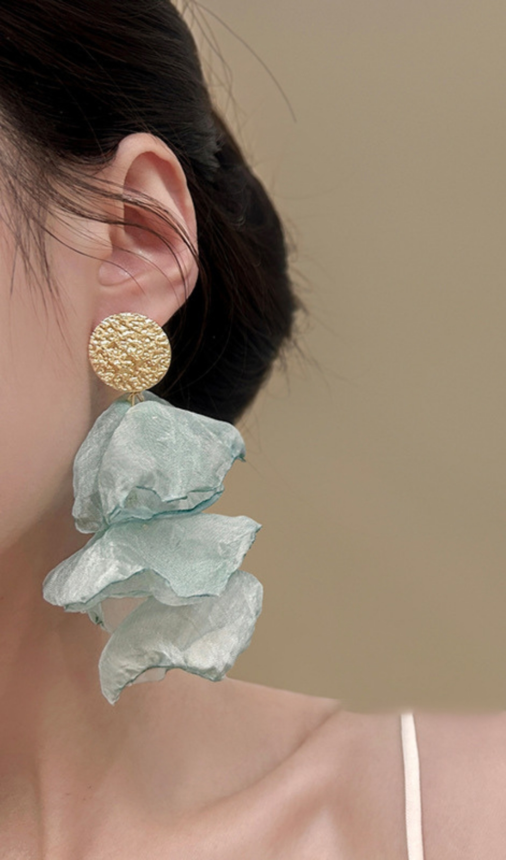 564e91088fc71b4eb0071d84e3e06cc4.jpg Fashionslee Women Fei Flower Earrings