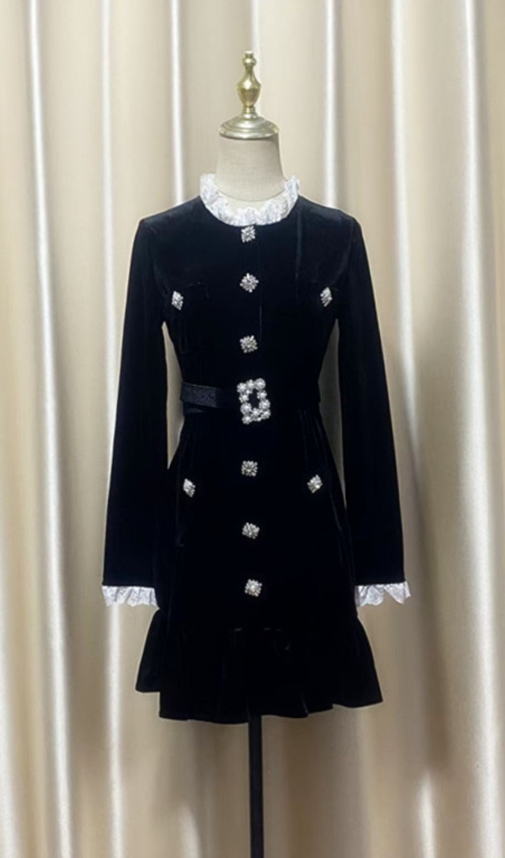 Fashionslee Women Hiraani Black Long Sleeve Lace Mini Dress