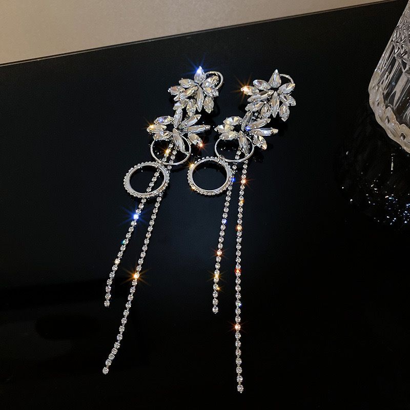 5911e2b6f4c38eed452e132bf96948e9.jpg Fashionslee Women Journi Diamante Earrings