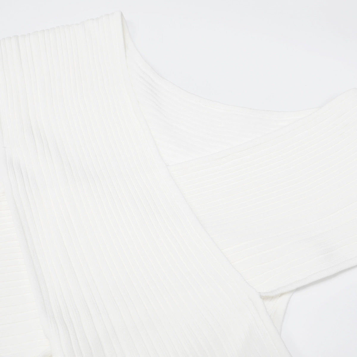 59cbdca2b6e14ba02d13d7ea757d0198.webp Fashionslee Women Kibibi White Lace Knit Midi Dress