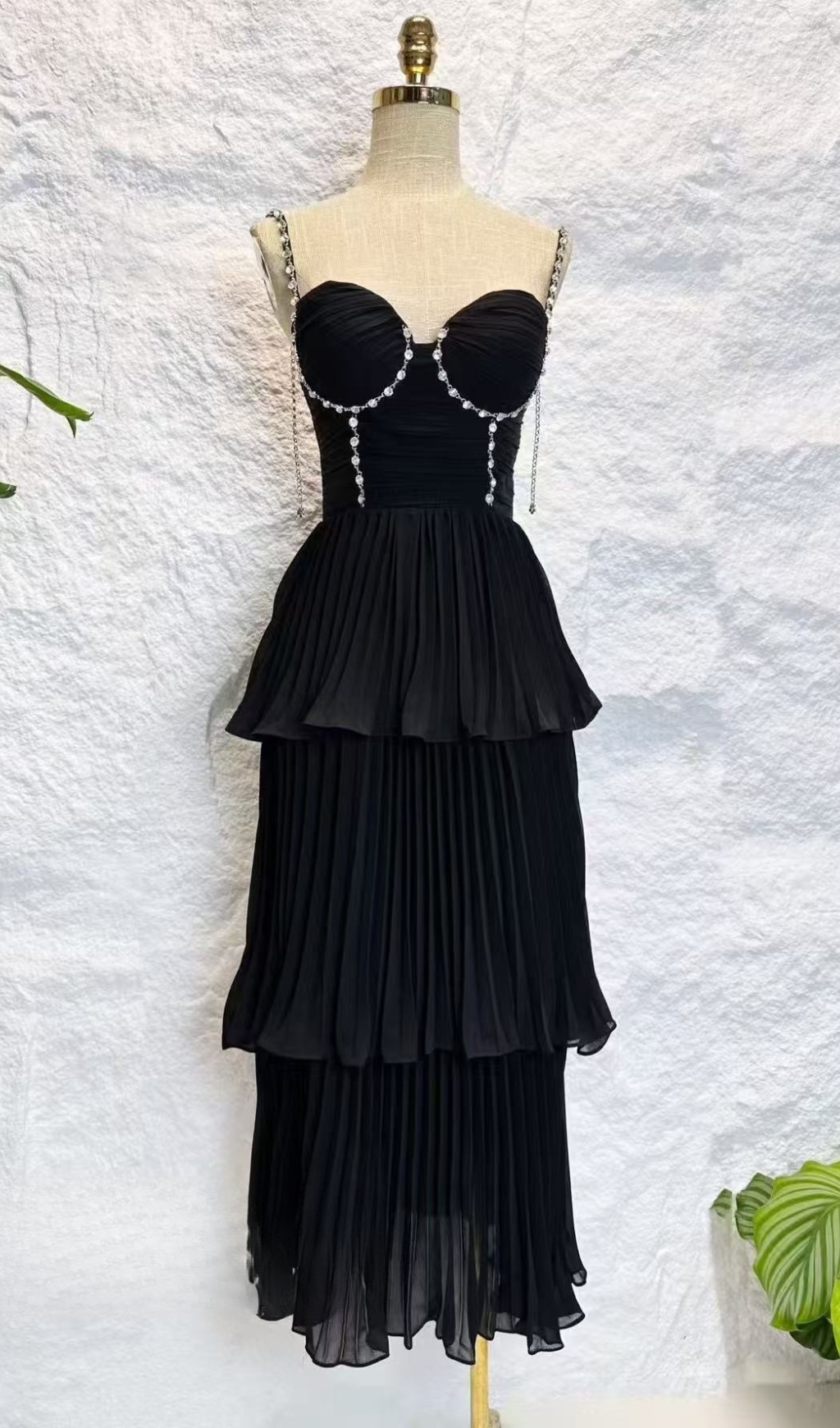 TRENDING DIAMOND PLEATED MIDI DRESS - OWNCI TRENDING DIAMOND PLEATED MIDI DRESS - OWNCI