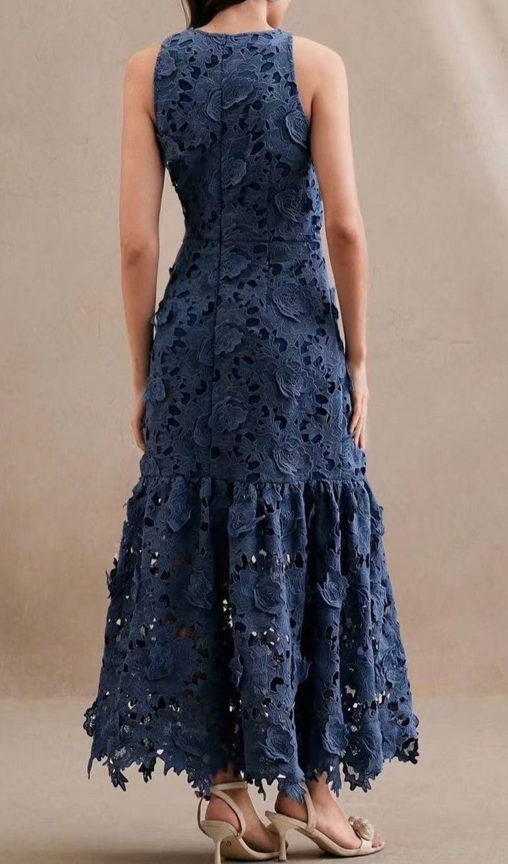 Fashionslee Women Geraldo Sleeveless Embroidery Maxi Dress