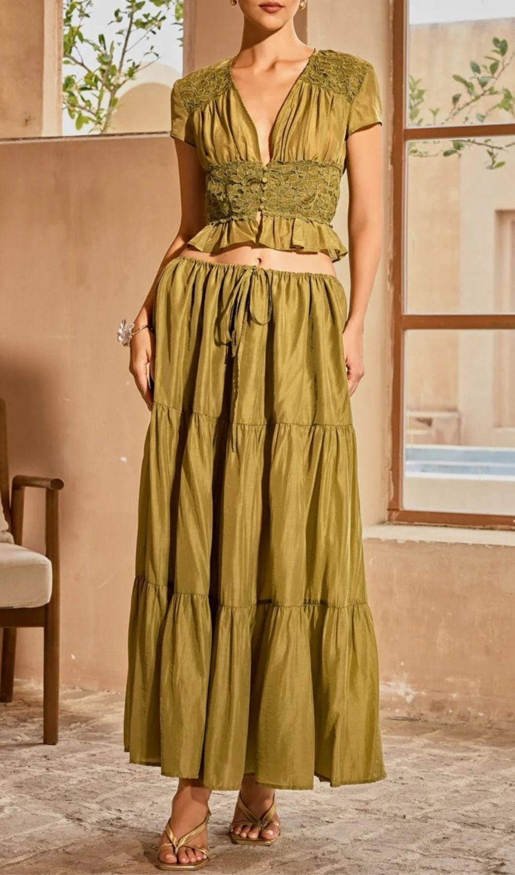 Fashionslee Women Elnyxa Plunge Neck Skirt Set