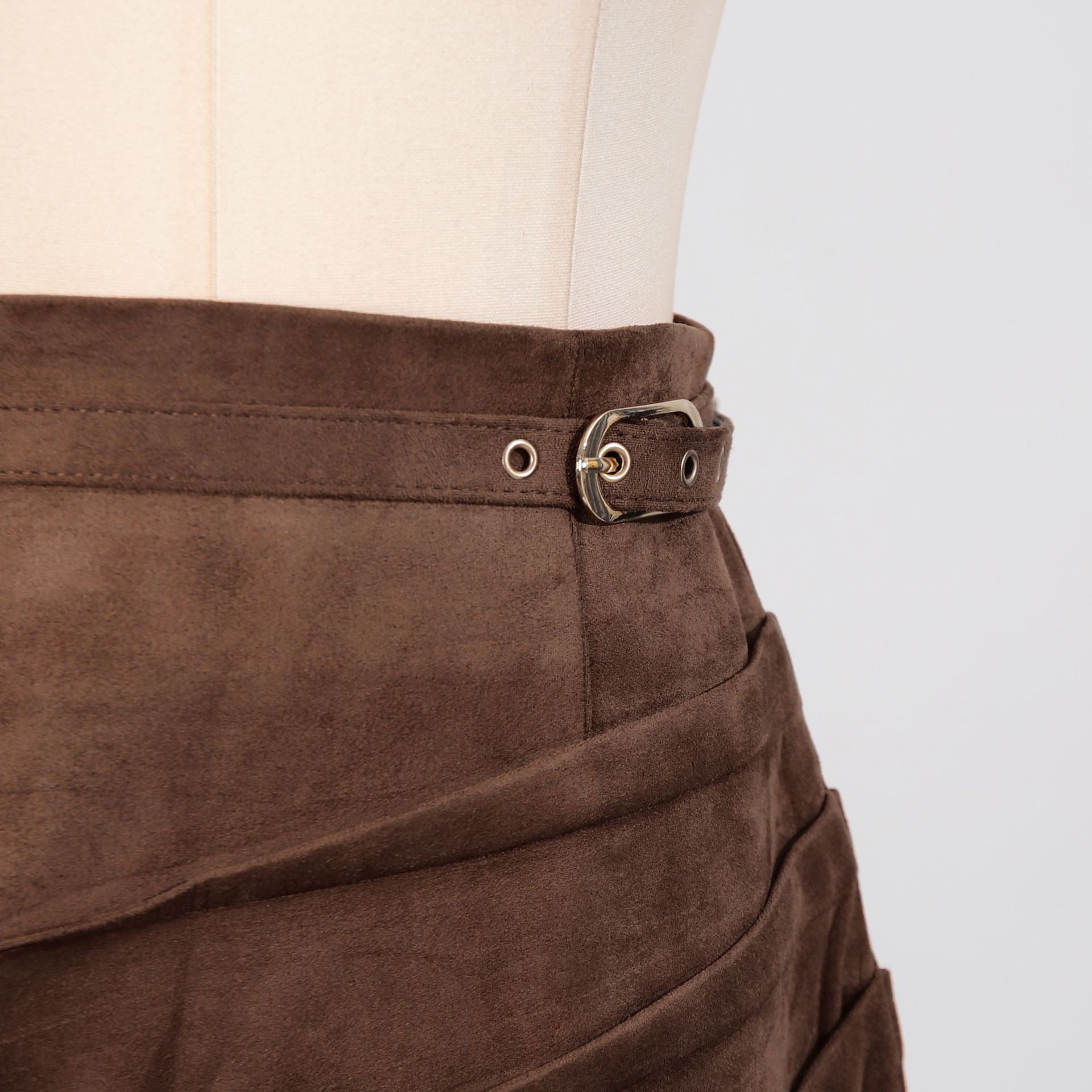 5d1b6216473f692870e0d57166563998.jpg Fashionslee Women Giovana Brown Ruched Slit Maxi Skirt