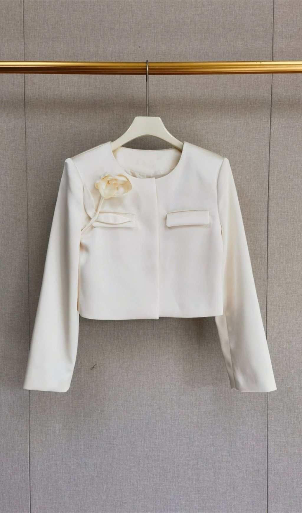 TRENDING SATIN 3D FLOWER JACKET