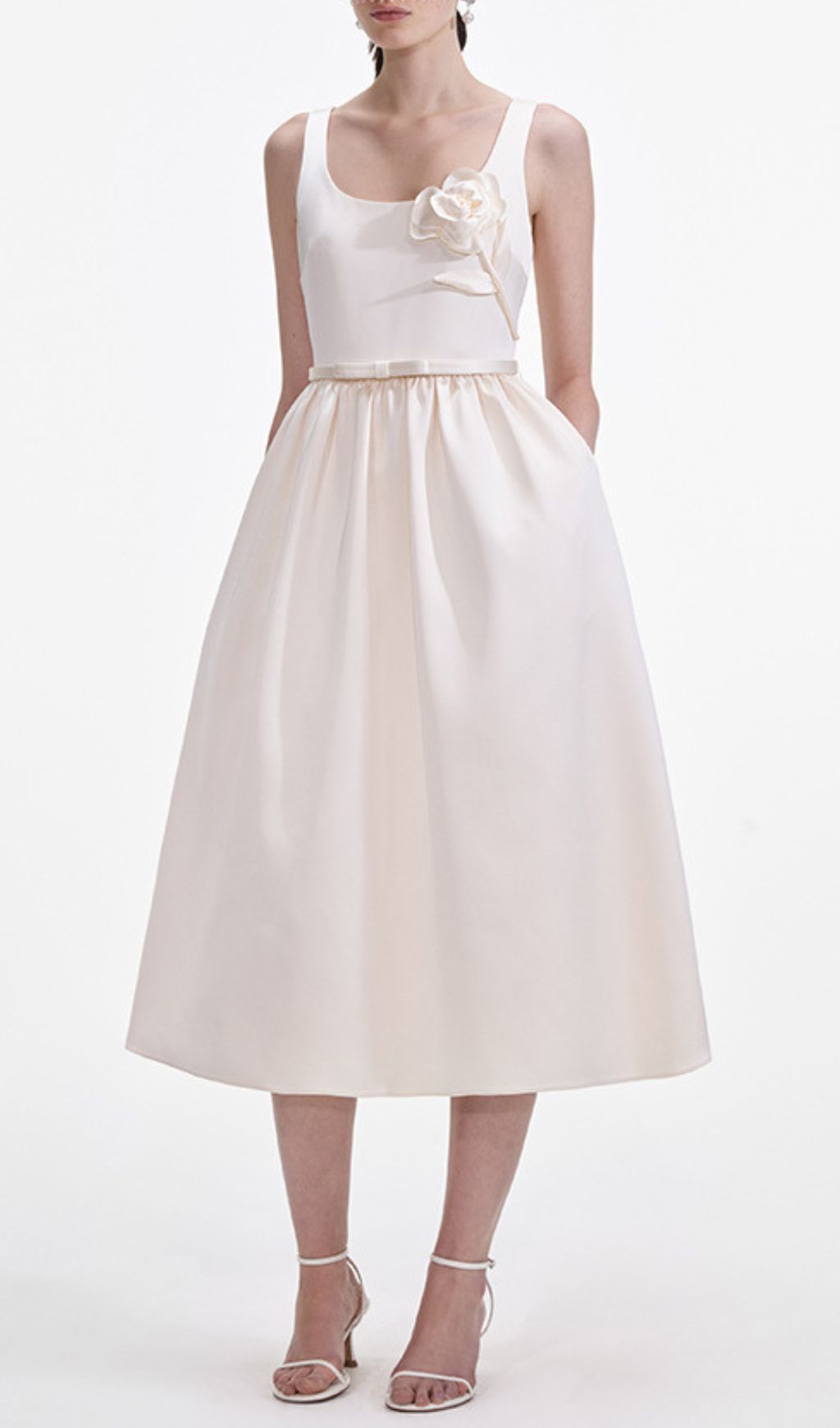 Fashionslee Women Hetty Strappy Flower Embellished Midi Dress