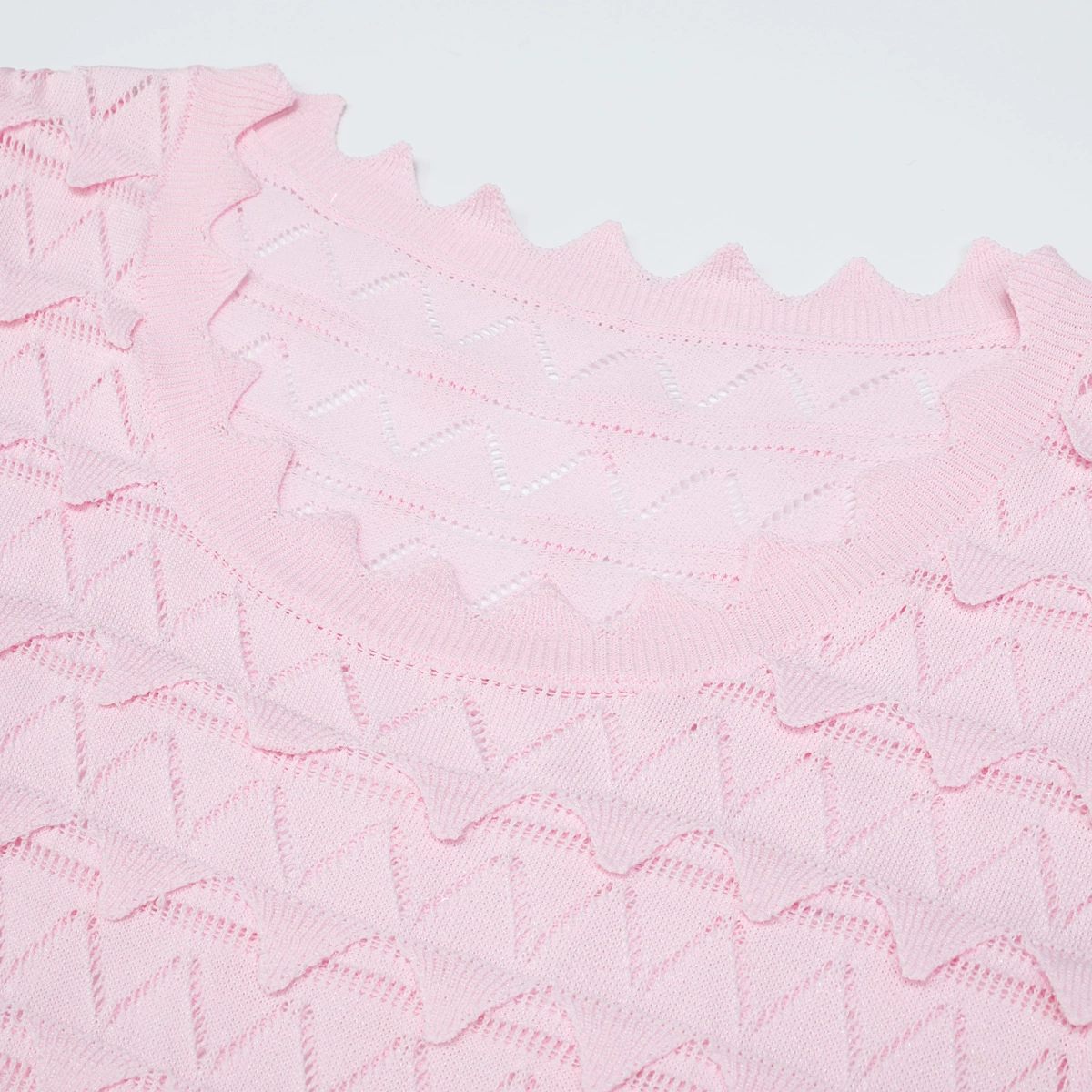 5f0e186f4dbfc15e4e6c58c59fdc385f.webp Fashionslee Women Kirima Pink Short Sleeve Knit Midi Dress