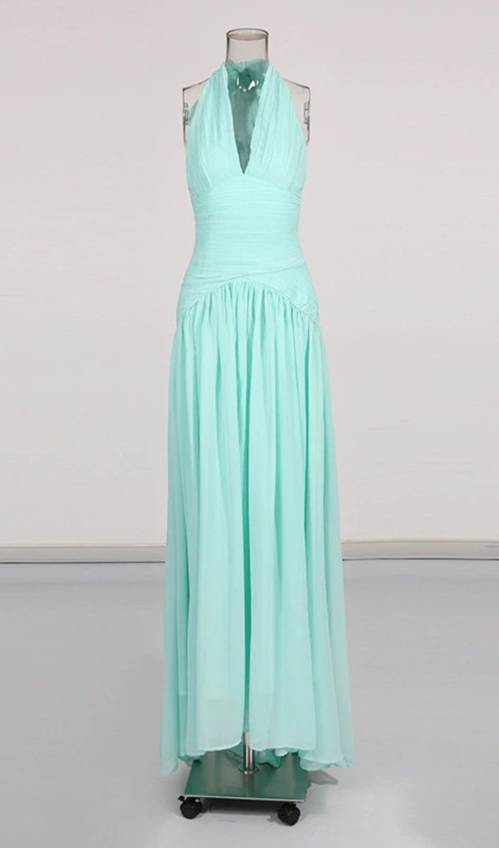 6010a2afc9fdff19cfb6dd1460432f66.jpg Fashionslee Women Ilse Halter Maxi Dress