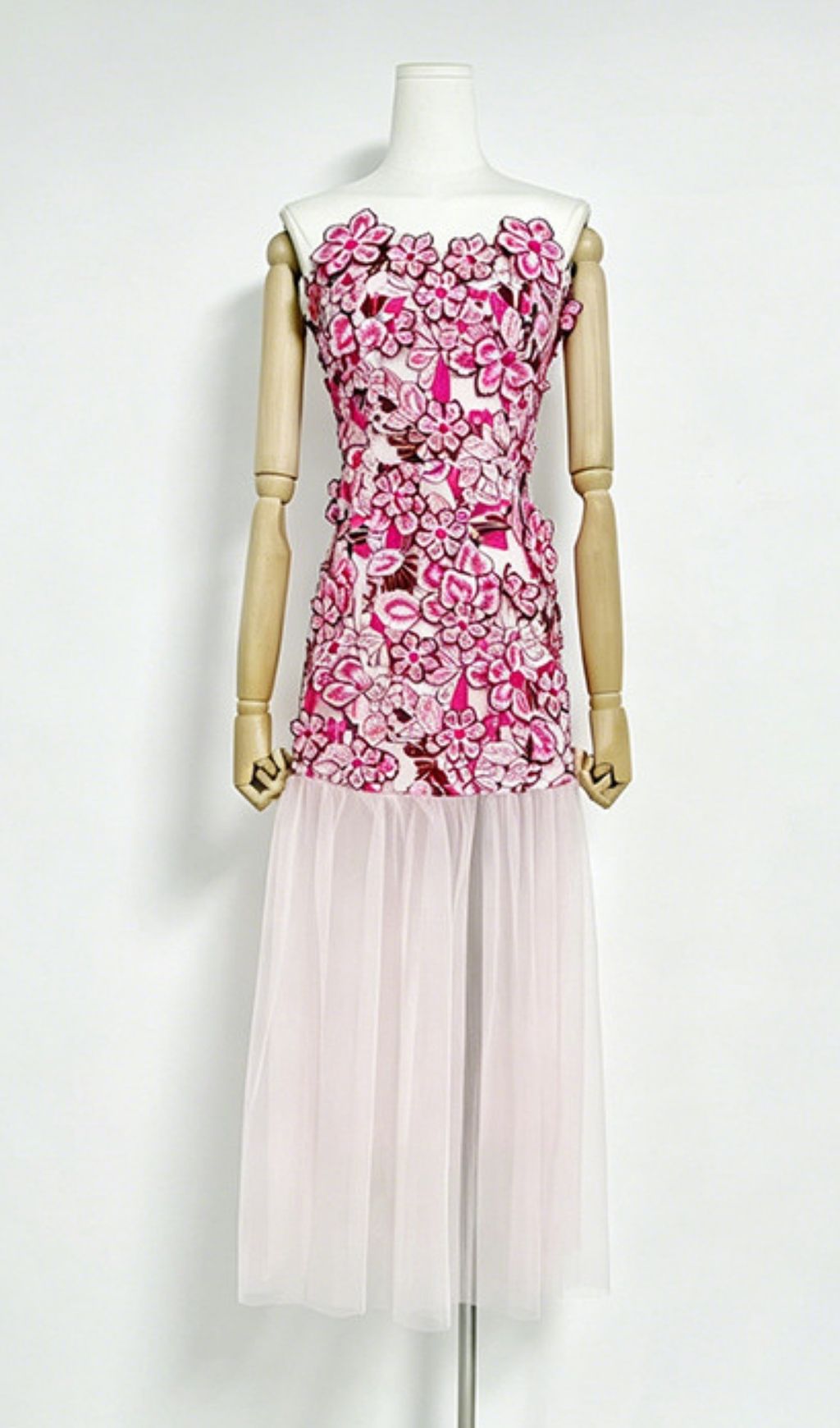 Fashionslee Women Kismet Pink 3D Flower Mesh Maxi Dress
