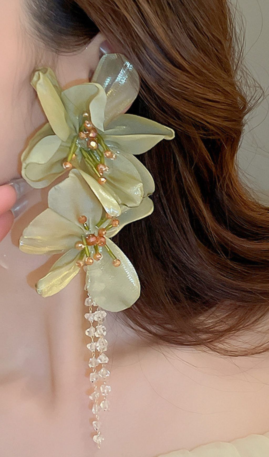 61b8bf2ddb60c8c04e3e4405d518bfbf.jpg Fashionslee Women Gianna Green Flower Earrings