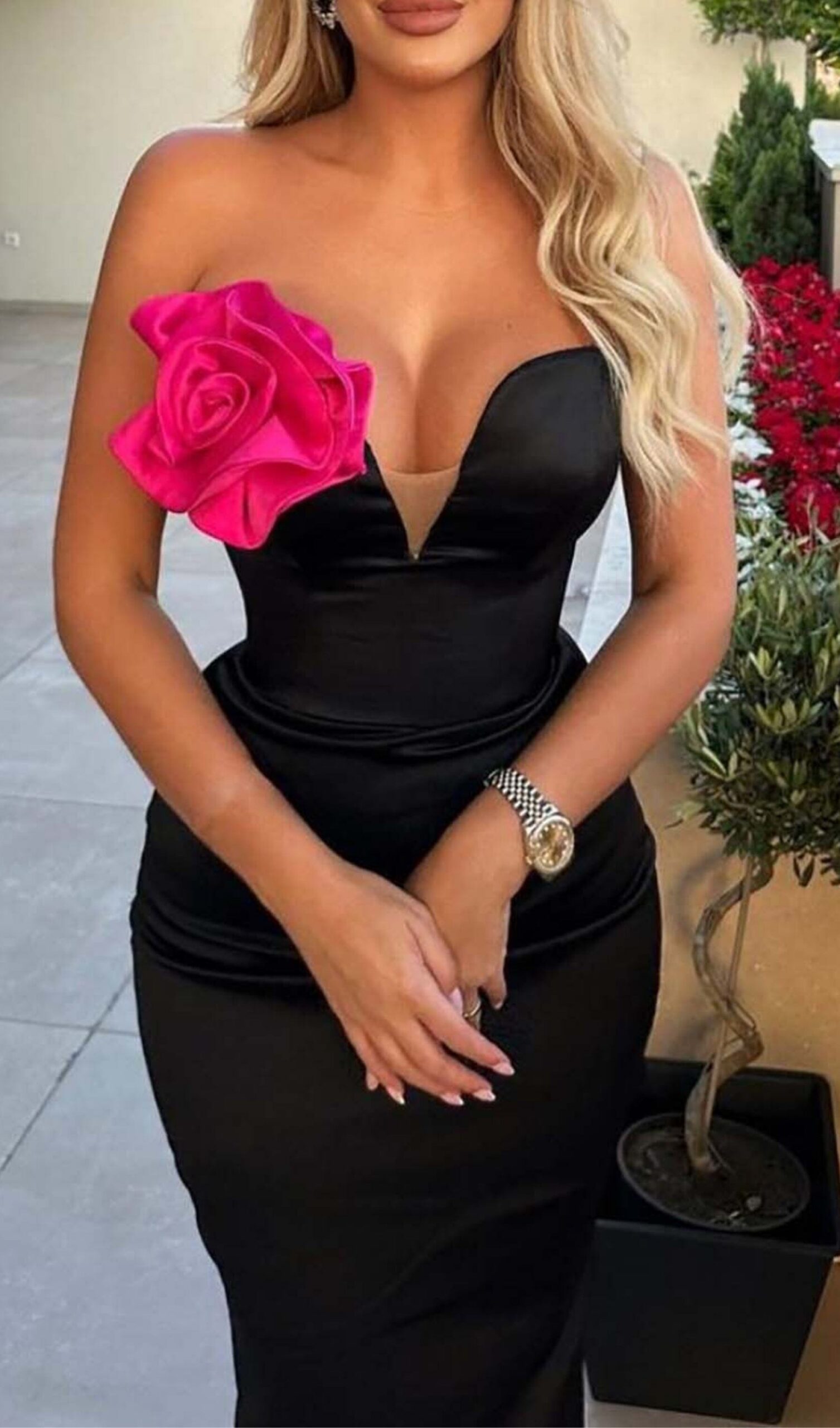 Fashionslee Women Appliquéd Bandeau Maxi Dress In Black