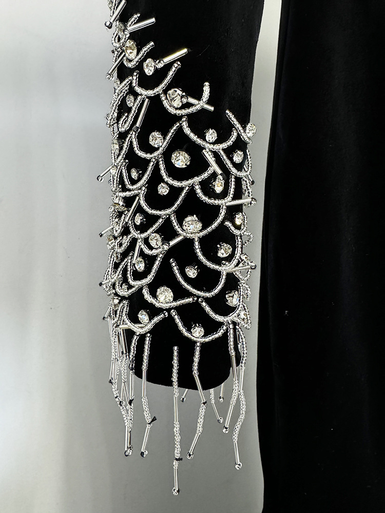 628b72707ac8d7486a9b580aebe6c254.jpg Fashionslee Women Jovia Black Long Sleeve Beaded Maxi Dress