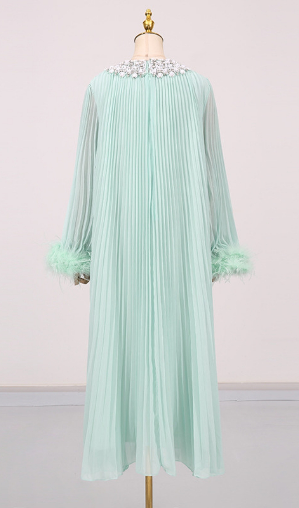 6321dc721b7ed5b0d9e914c675962875.jpg Fashionslee Women Felipe Embellished Feather Pleated Maxi Dress