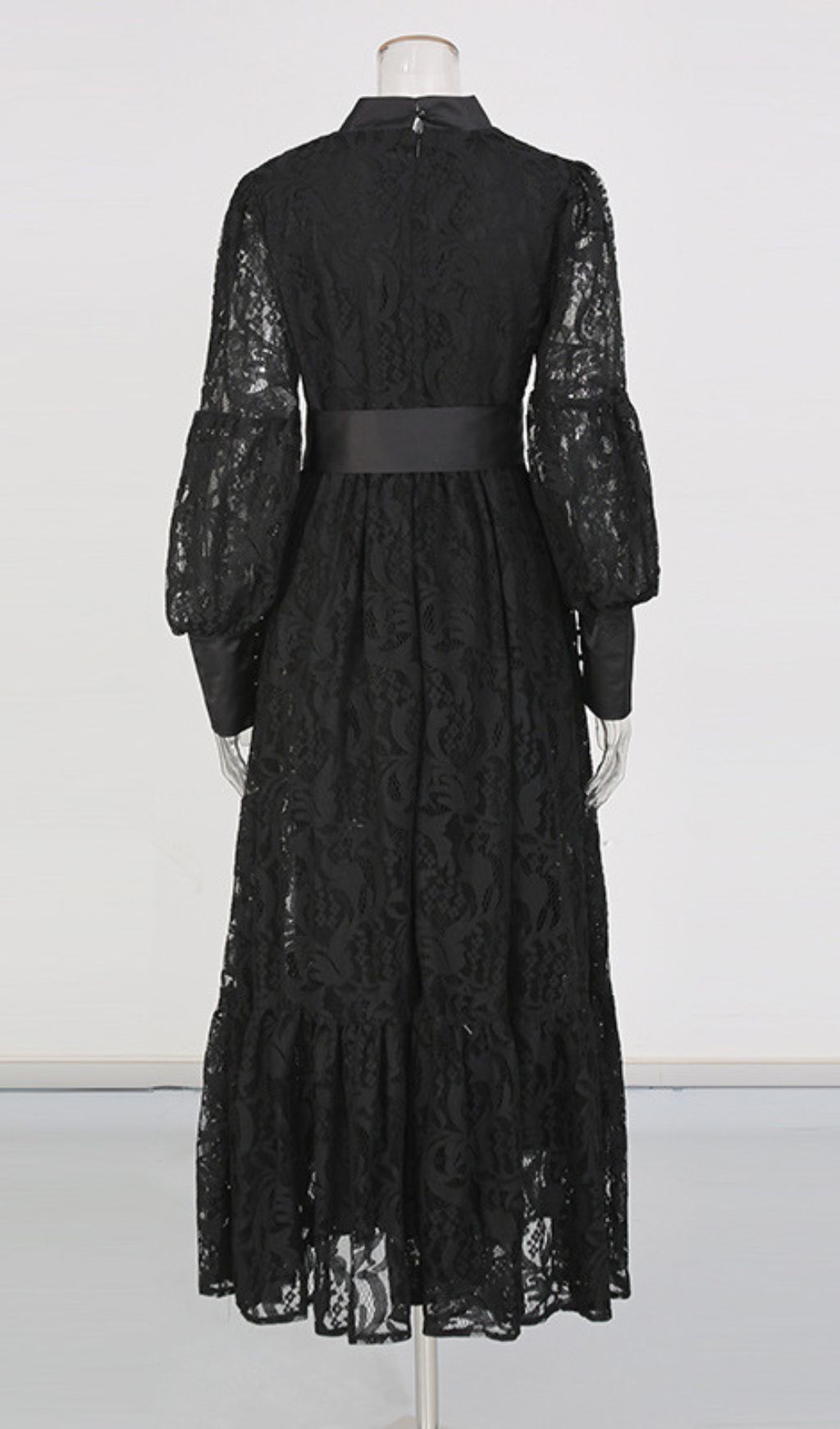 Fashionslee Women Ivria Lace Long Sleeve Maxi Dress