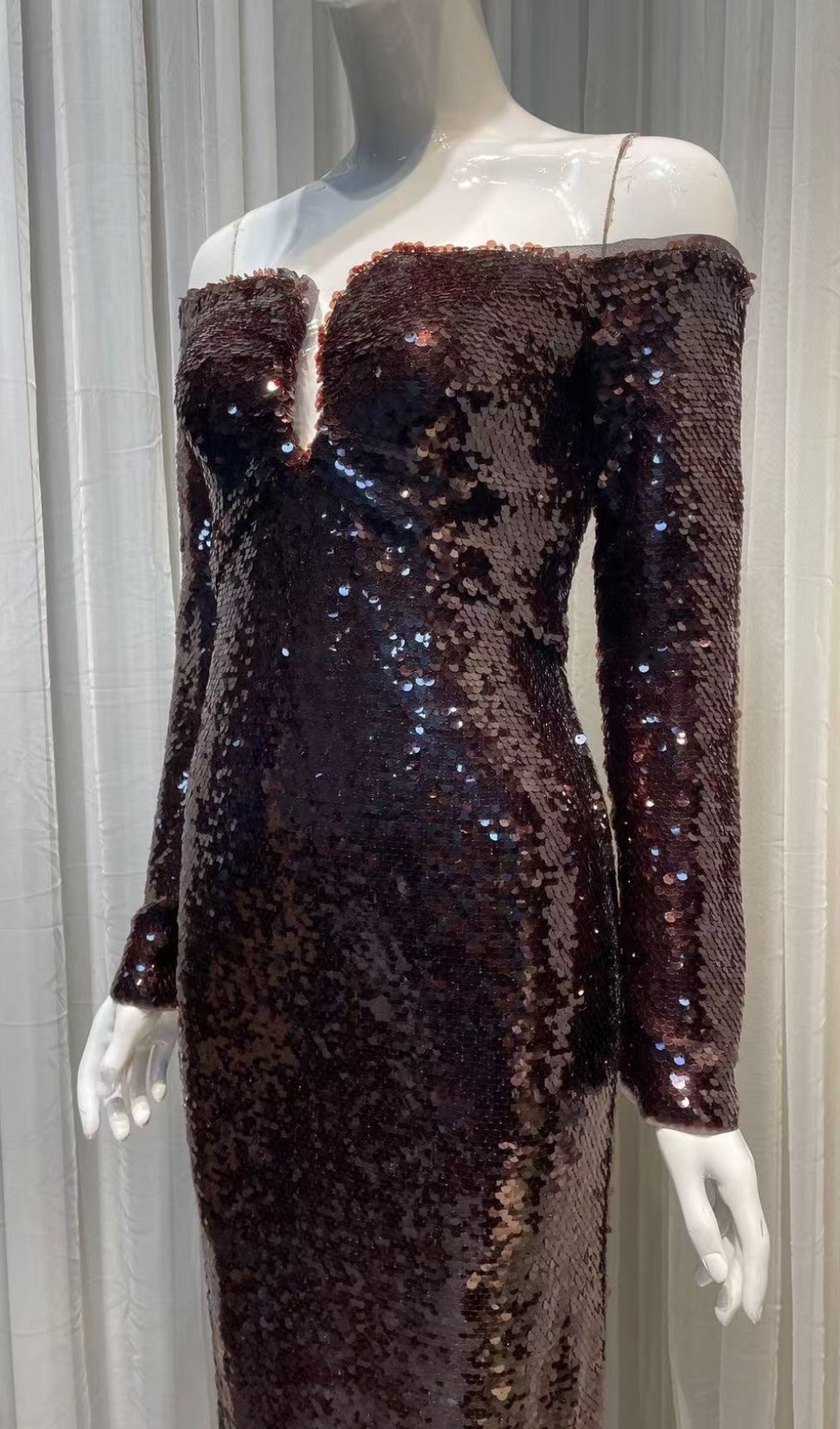 6525af5cb97a5c06ee0bca9a53c755f5.jpg Fashionslee Women Cashlin Long Sleeve Sequin Maxi Dress