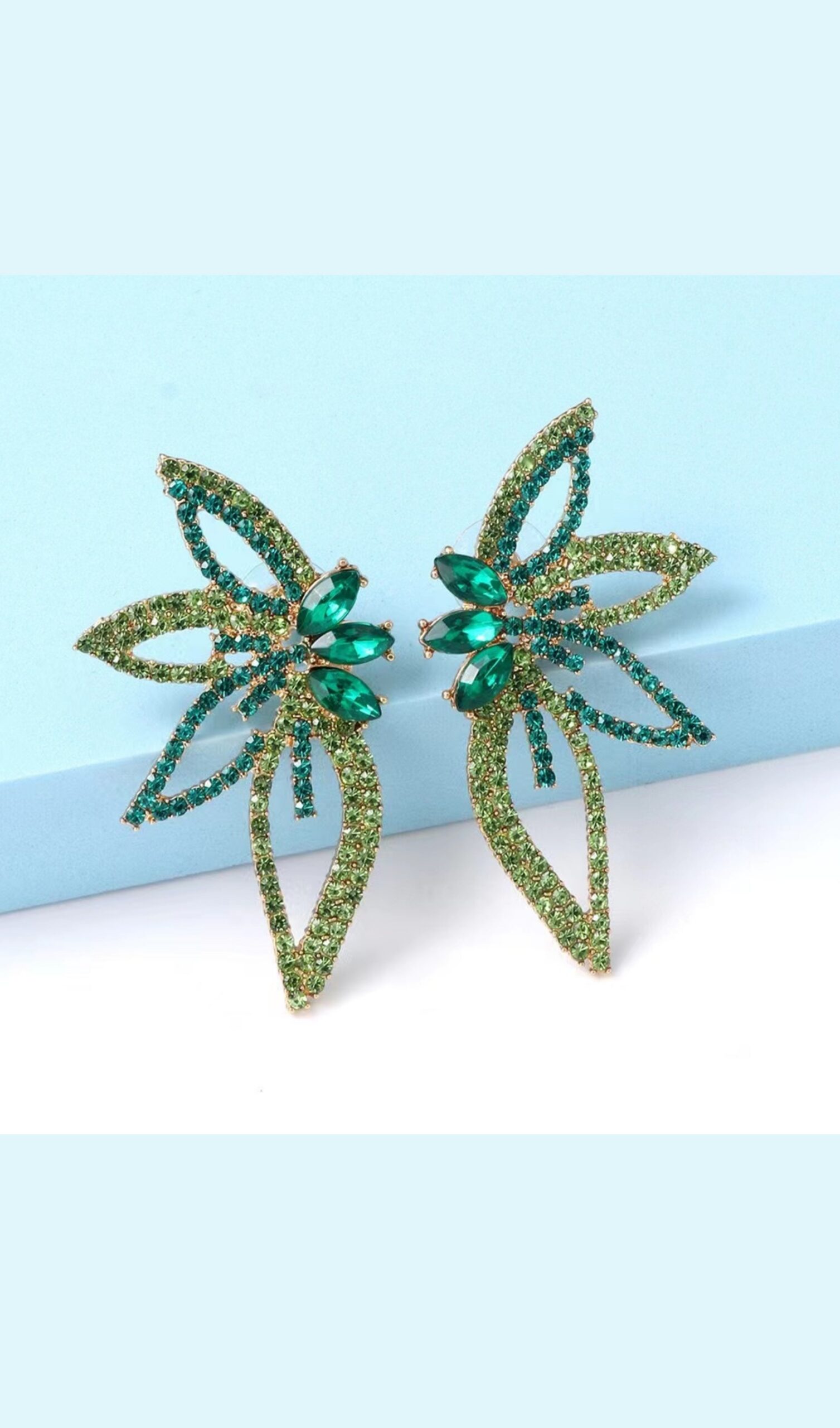 Fashionslee Women Anastacia Green Crystal Flower Earrings