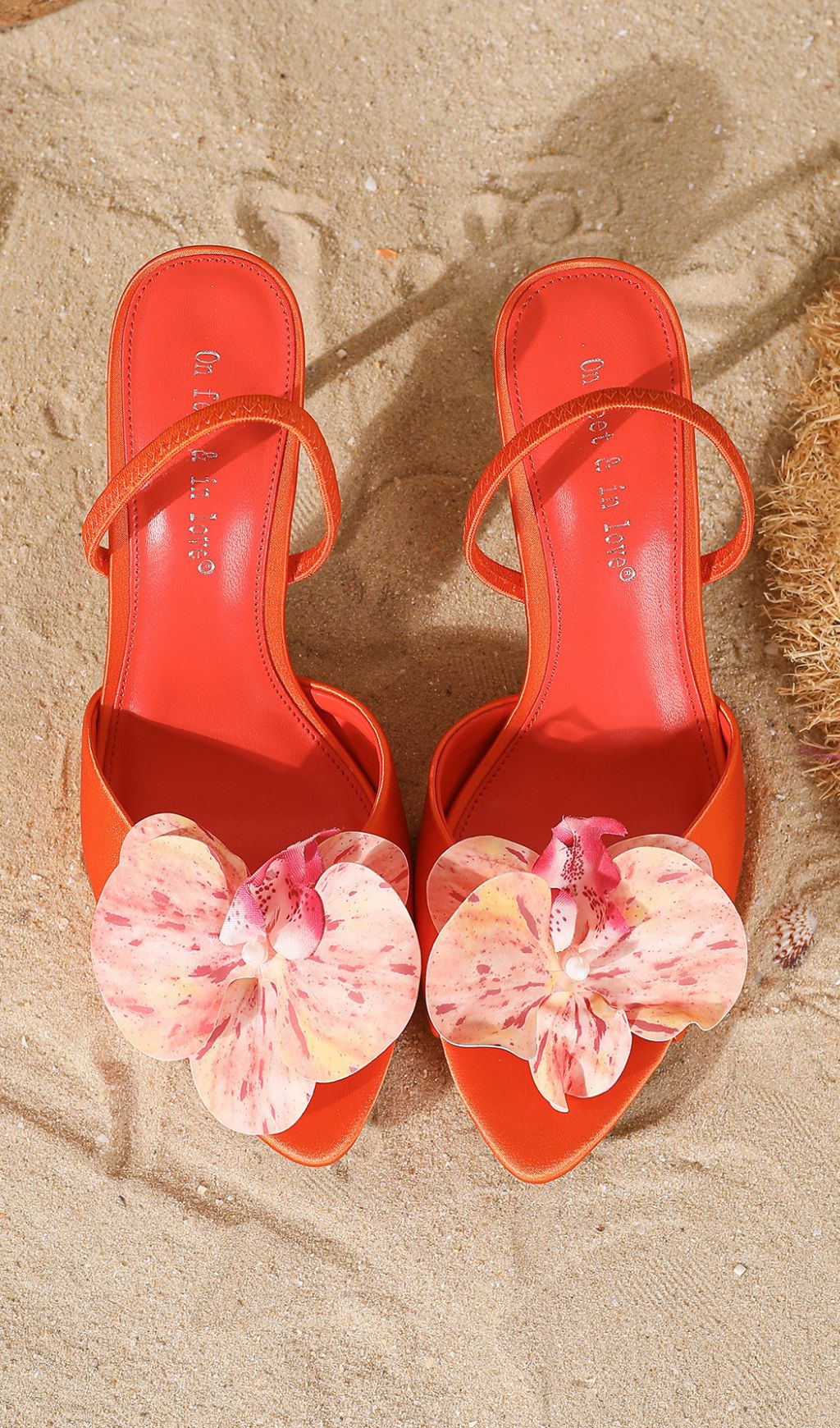 66fe7e77dae7ea6ca35ec9e391e8f003.jpg Fashionslee Women Hollace Orange Flower Sandals