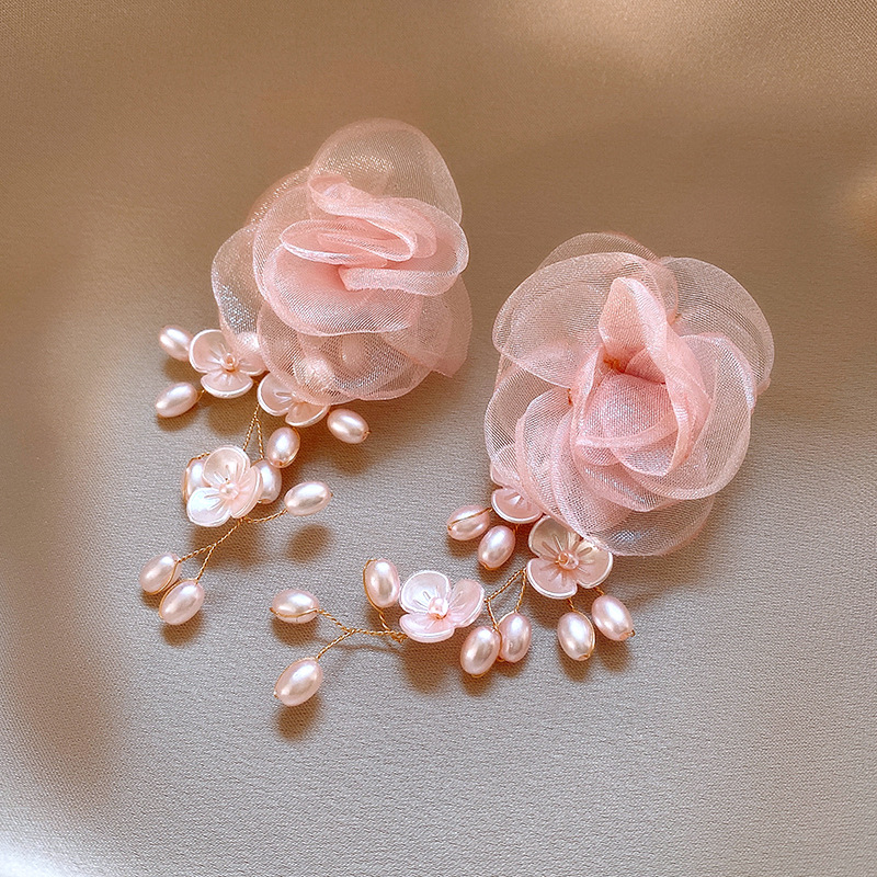 672b4182fd41f4a5a2a52c51d9b1ee41.jpg Fashionslee Women Dyani Pink Flower Earrings
