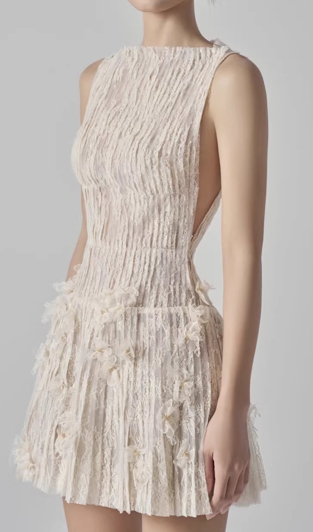 690d20f955eb1ae9dd0b490d3331039e.jpg Fashionslee Women Darda Beige Flower Lace Mini Dress