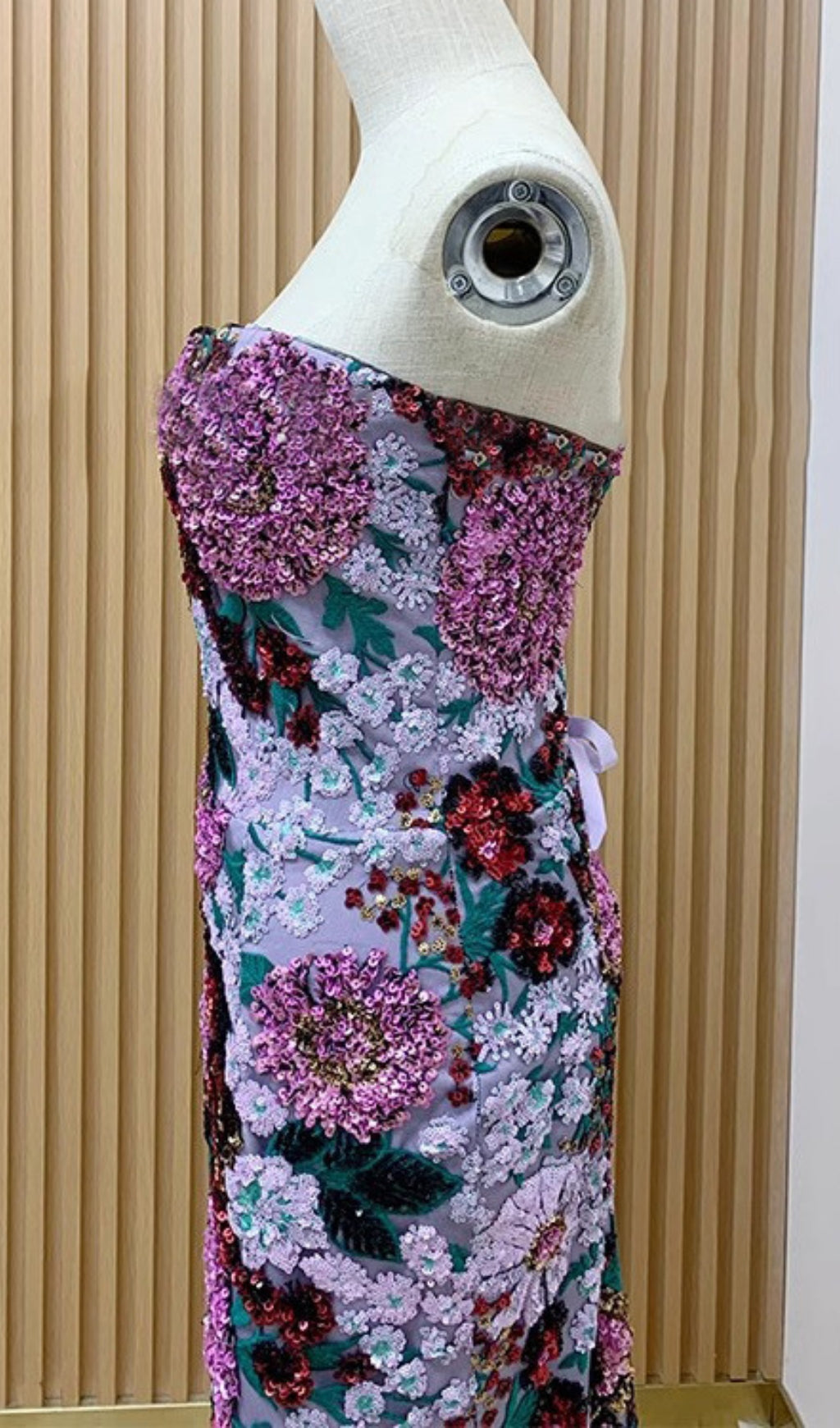69686b71b7ecdfc28ec9976c291fc7f7.jpeg Fashionslee Women Anke Floral Sequin Maxi Dress