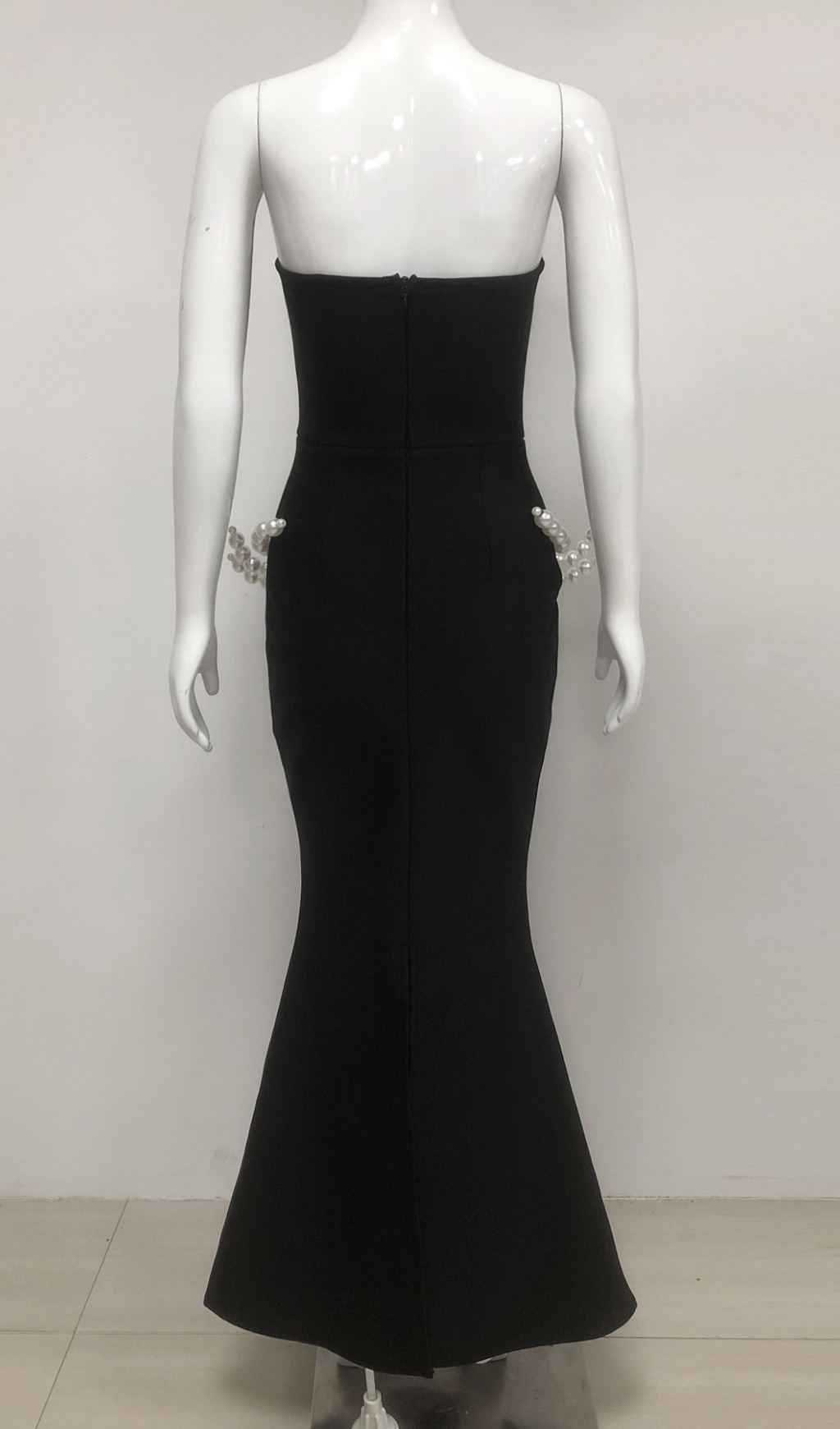 69bc611c857d53a09d8224b9b48118bf.jpg Fashionslee Women Debra Black Strapless Pearl Maxi Dress