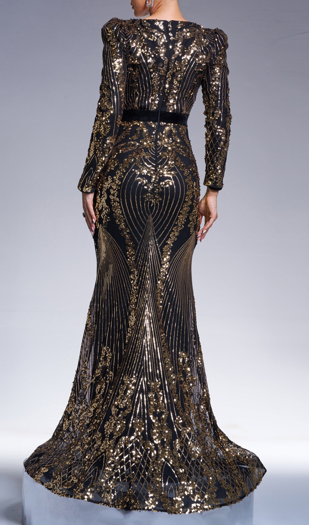Fashionslee Women Chapa Gold Sequin Long Sleeve Maxi Dress