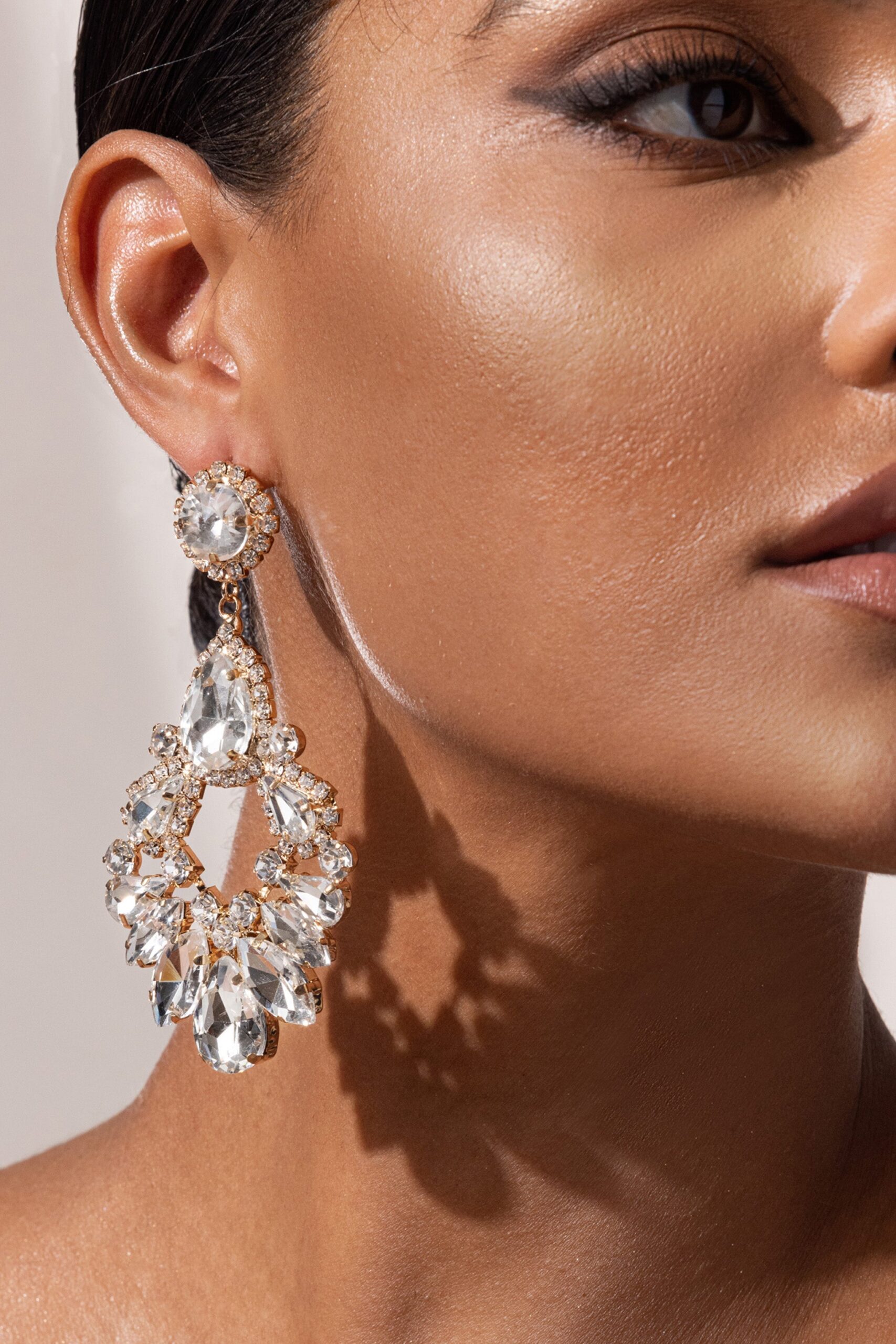 Fashionslee Women White Crystal Chandelier Drop Earrings