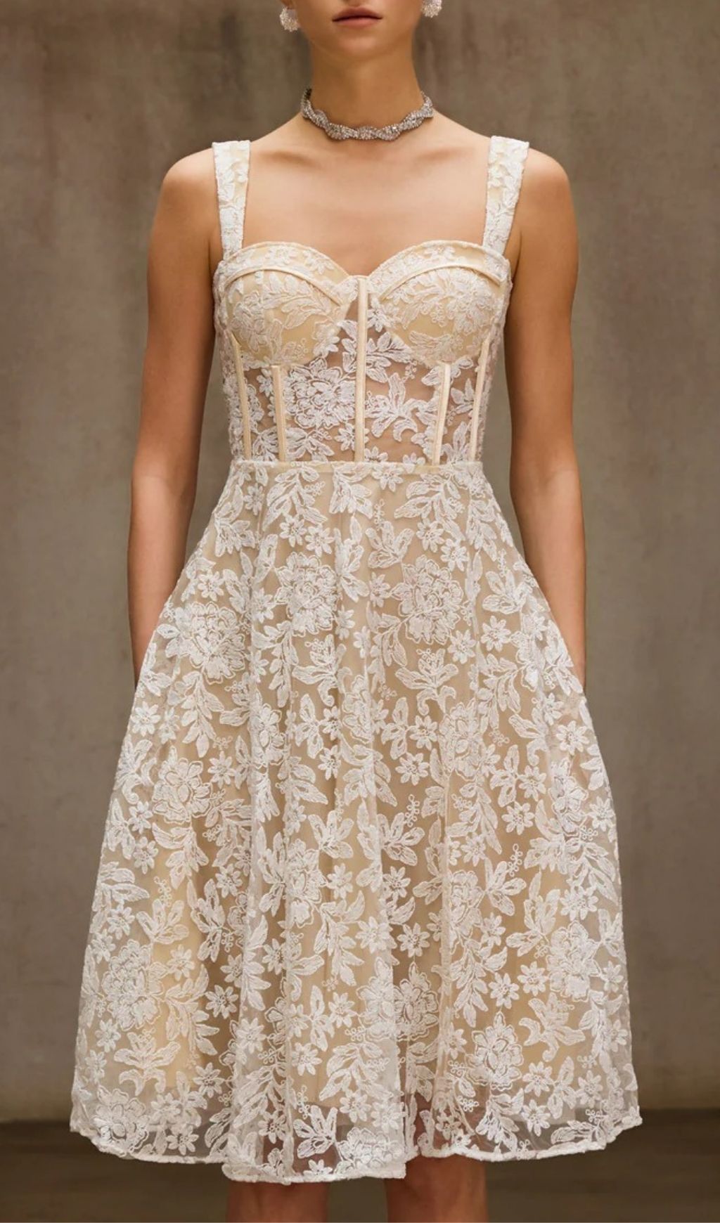 Fashionslee Women Duszka Sleeveless Floral Midi Dress