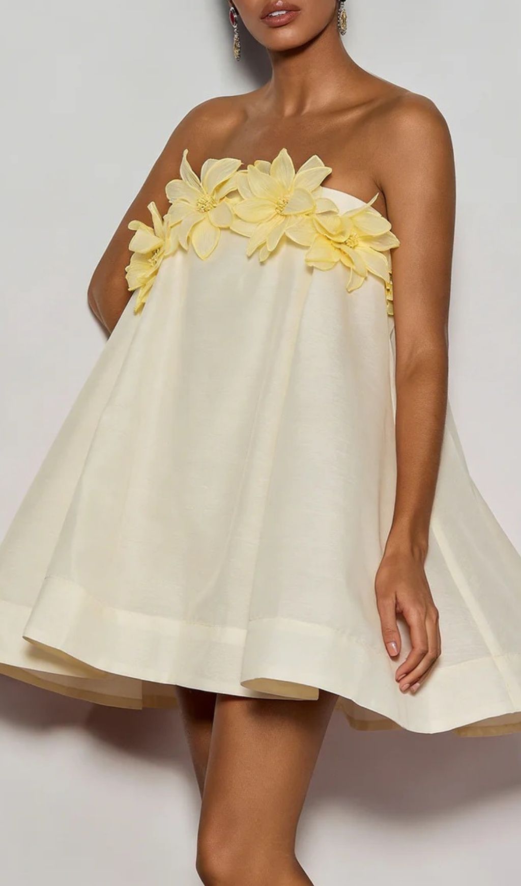 6dbba1b17691410a8274c47829af9230.jpg Fashionslee Women Gratho Strapless Flower Mini Dress In Yellow