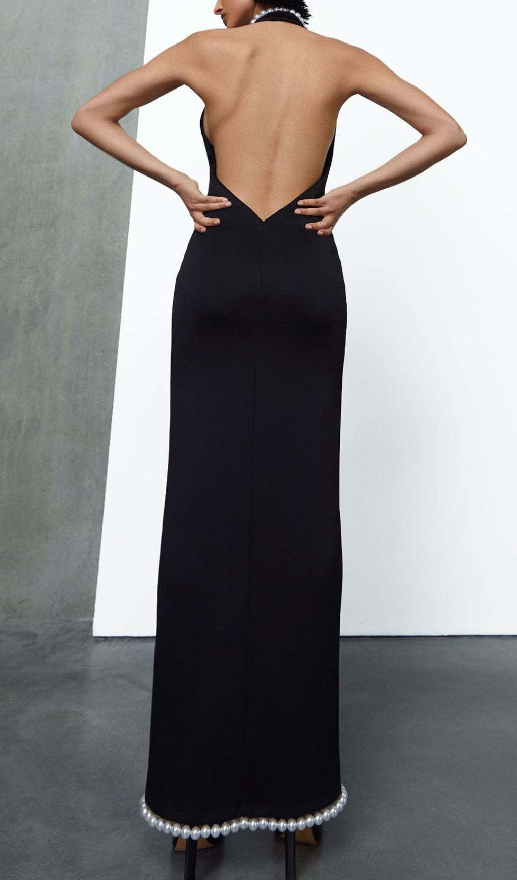 6deb4042045f3a6f4632338c775cf9f5.jpeg Fashionslee Women Aglaia Black Pearl Maxi Dress