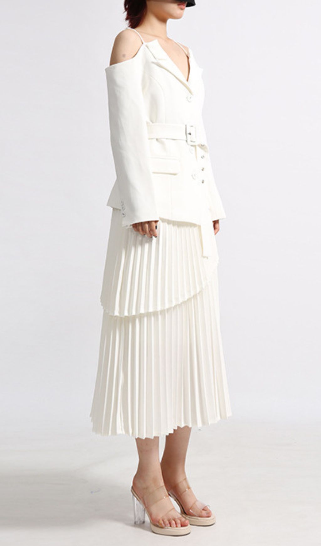 6e9cf717e1493982f687140824bb4610.jpg Fashionslee Women Eluana White Pleated Skirt Set