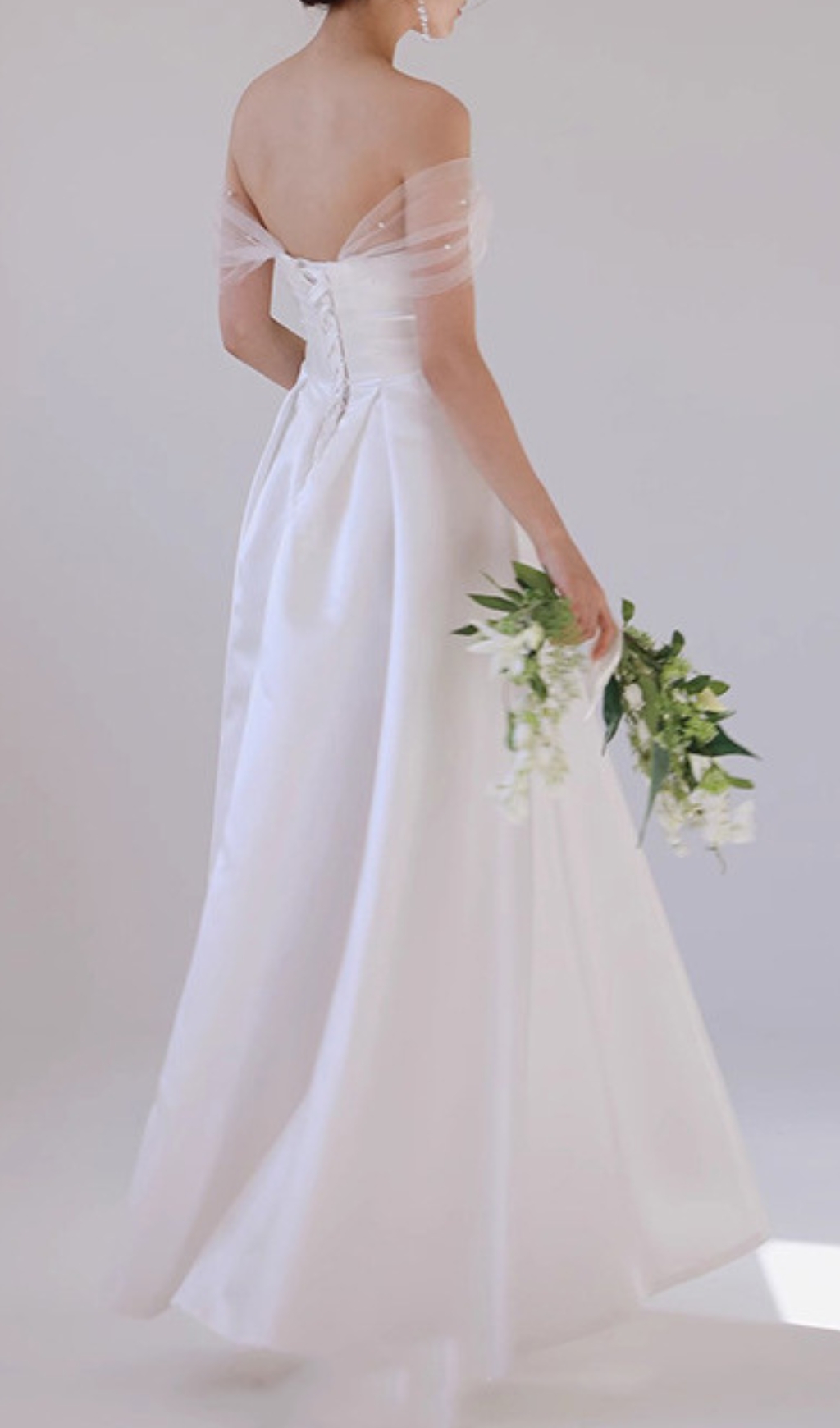 Fashionslee Women Columnia White Satin Mesh Wedding Dress