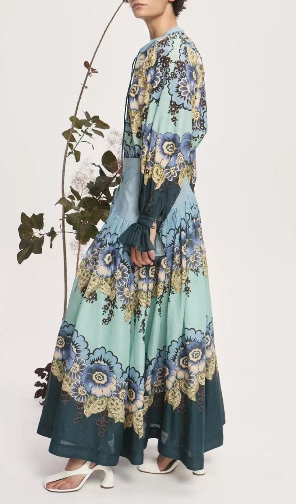 7038e2f9b3ed2f6f4feffd4bda5aa213.jpg Fashionslee Women Farica Flower Printed Two-Piece Set
