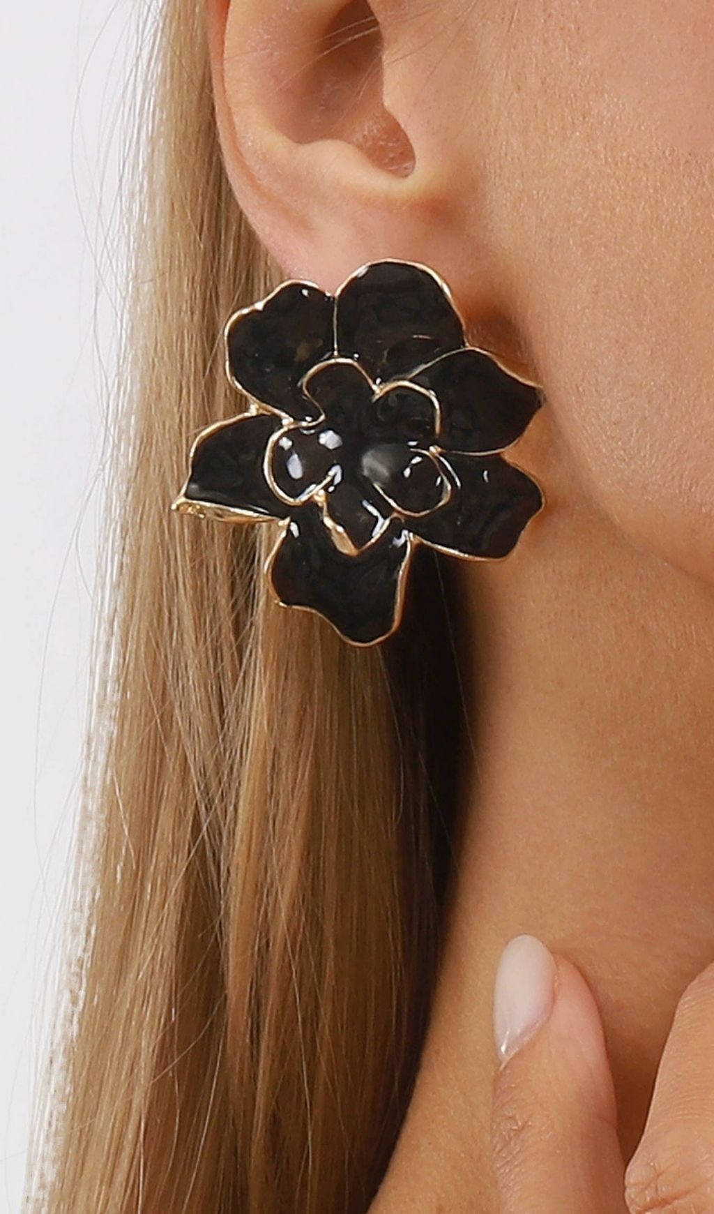 7082f9c87de6cf67102ca990b66ccee4.jpg Fashionslee Women Julisha Flower Earrings