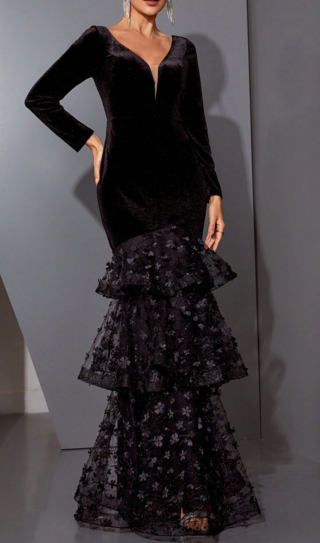 70aefa83cb04d3777b83f0ab7cdae17e.jpg Fashionslee Women Hermine Black Long Sleeve Mesh Maxi Dress