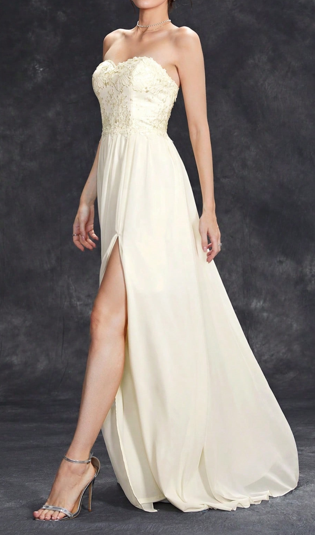 70f82536c78ed7a9a27c6a4d6c39ac03.jpg Fashionslee Women Demia Strapless Flower Maxi Dress