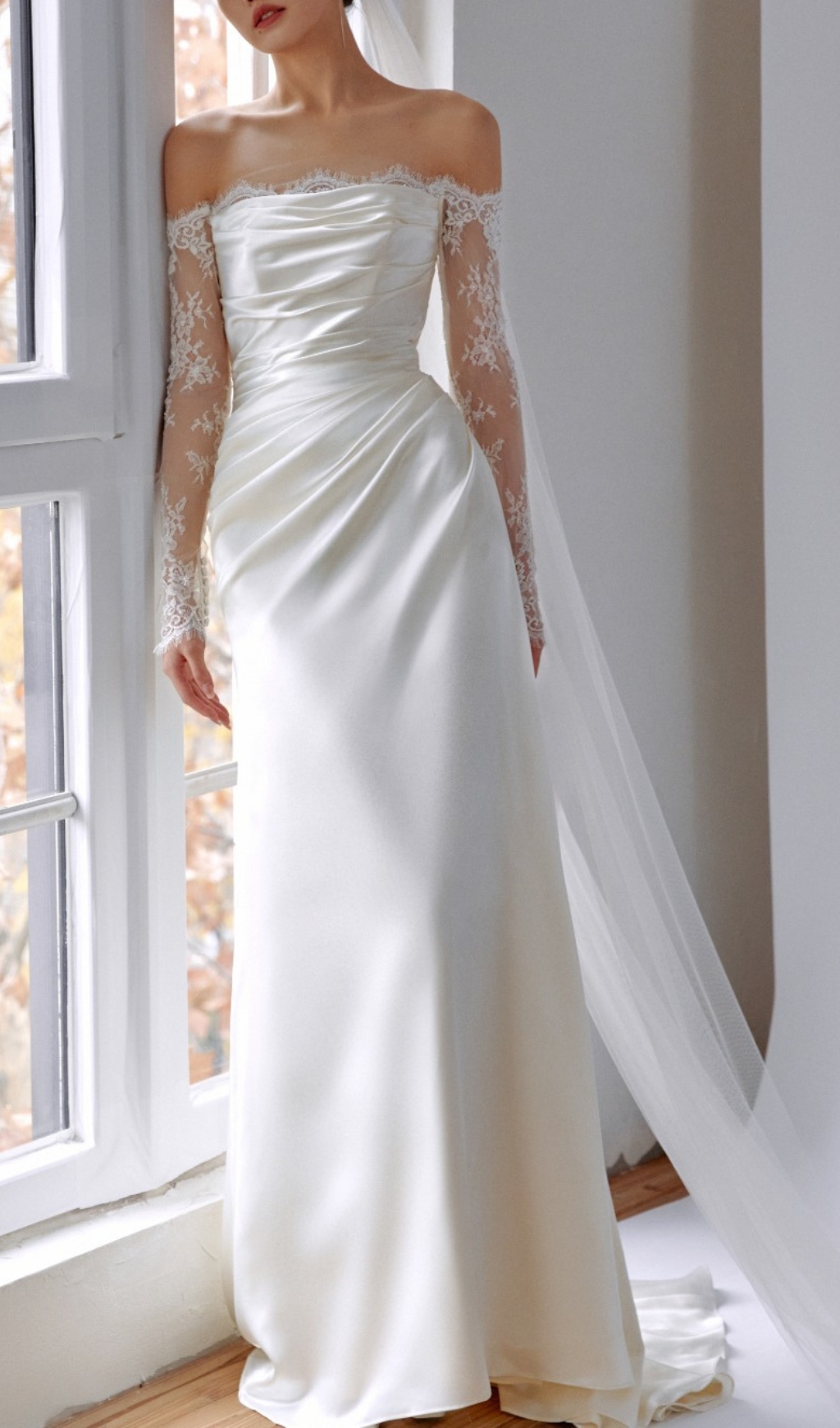 Fashionslee Women Colleen White Off Shoulder Lace Wedding Dress