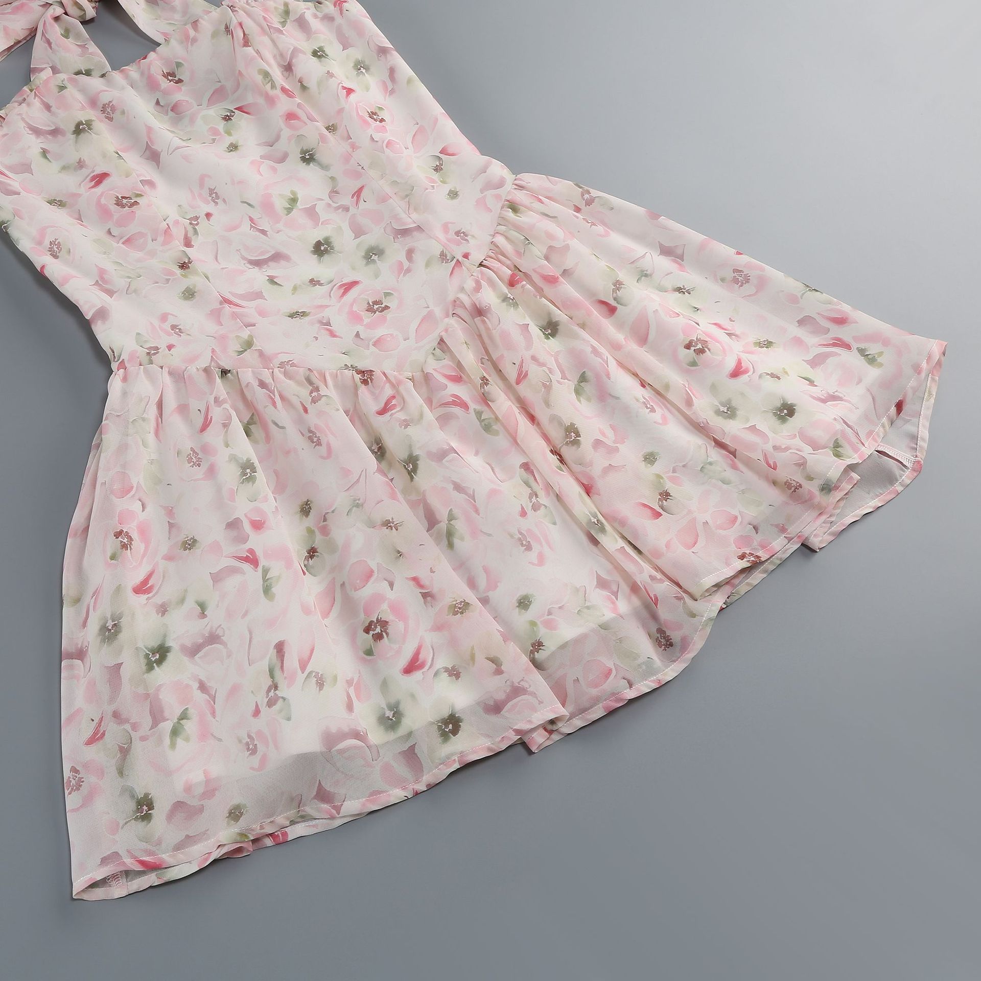 715466fbe91b1d592cda1cbb49985210.jpg Fashionslee Women Hervé Pink Halter Floral Mini Dress